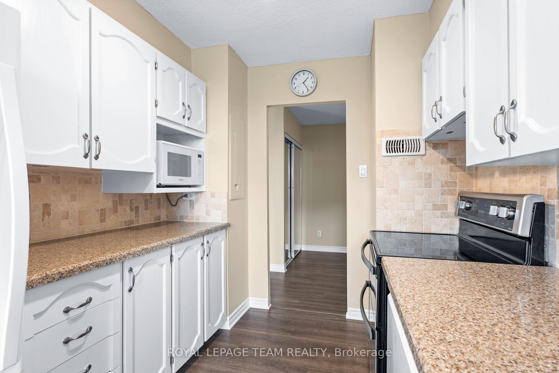 Photo 19 of Unit 804, 1190 Richmond Road, Ottawa, Woodroffe — HOMEH