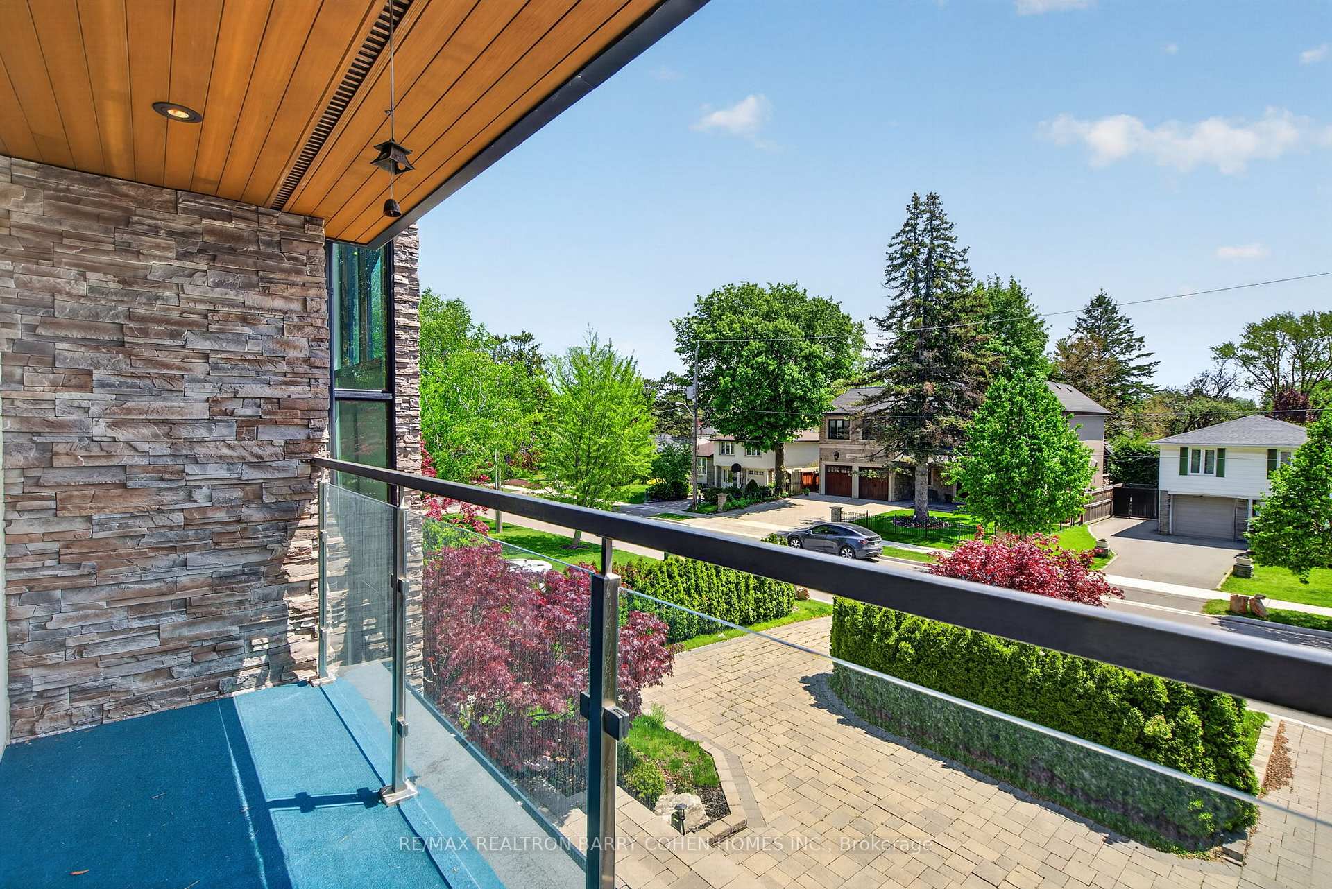 Photo 27 of 16 Chipping Road, North York, Banbury-Don Mills — HOMEH