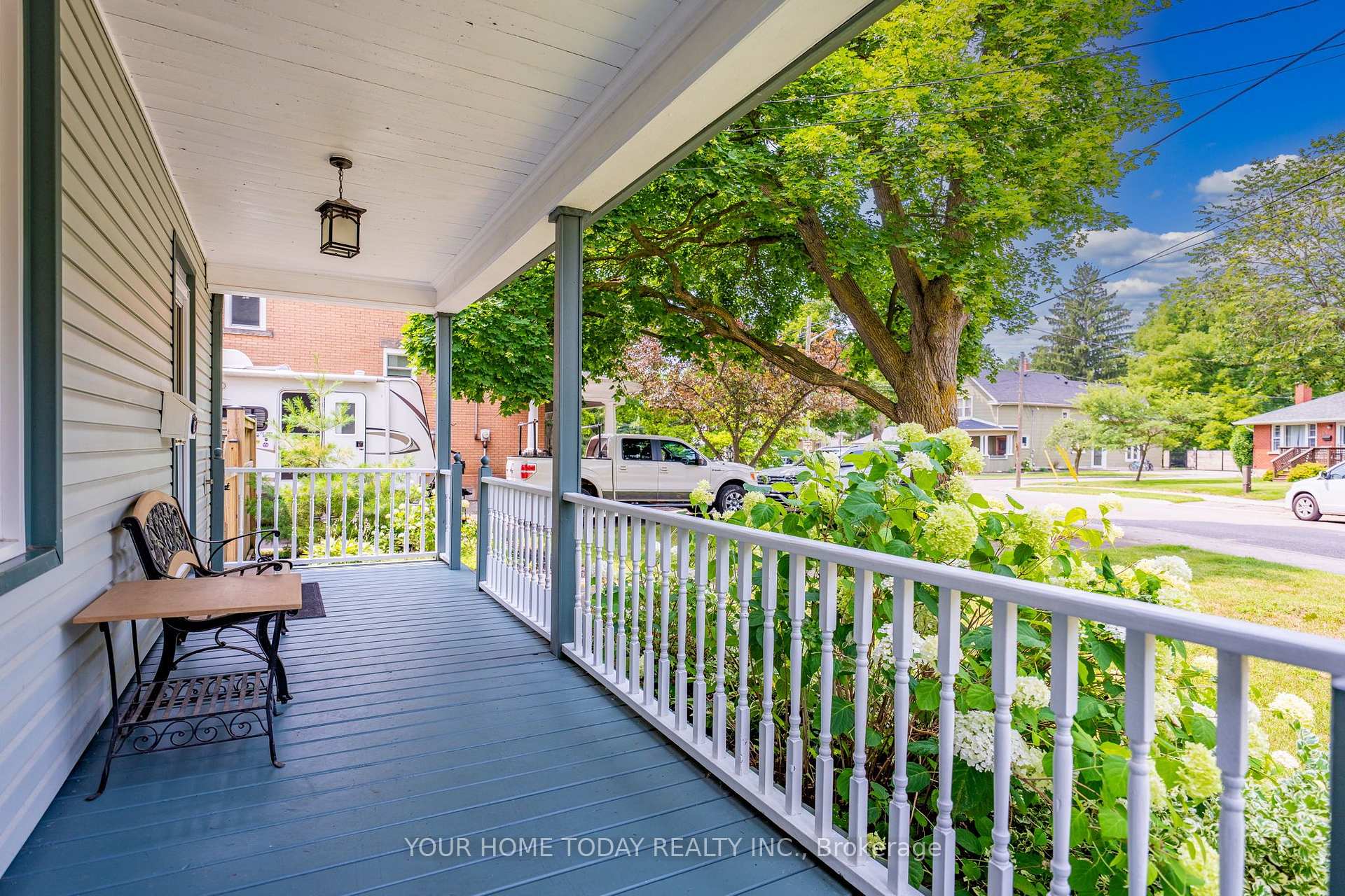 Photo 6 of 12 King Street, Halton Hills, Georgetown — HOMEH