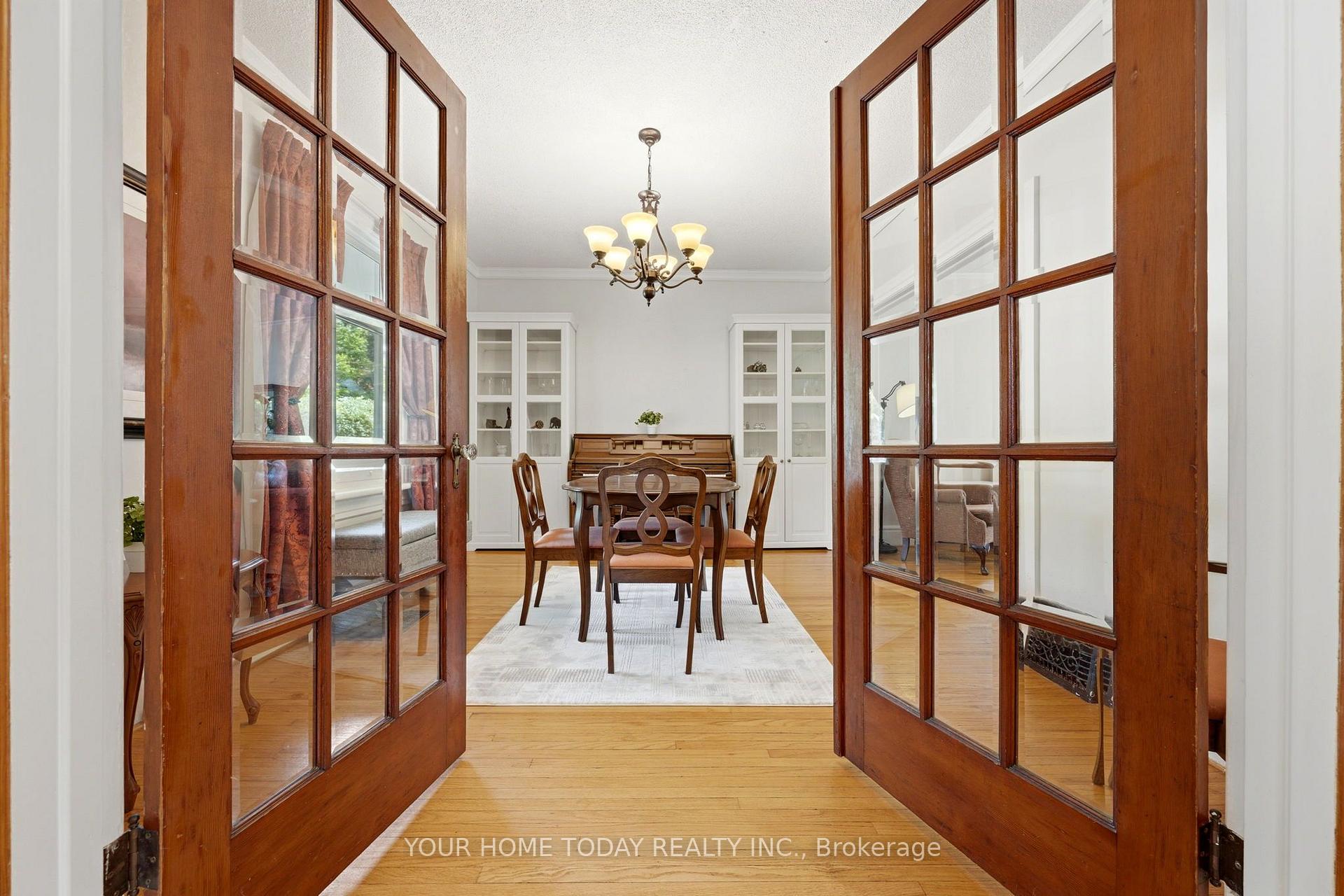 Photo 8 of 12 King Street, Halton Hills, Georgetown — HOMEH