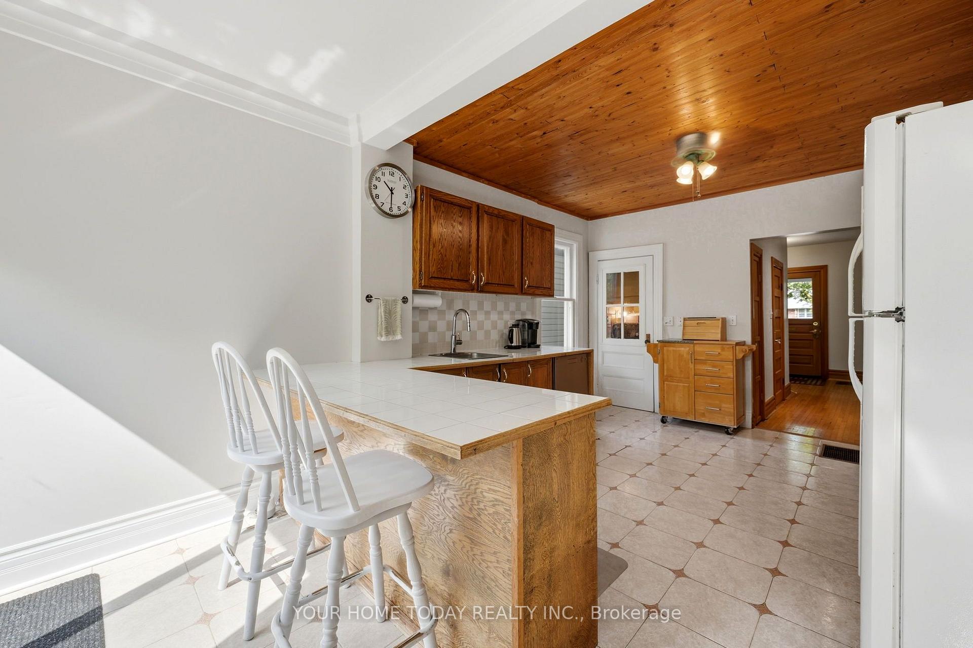 Photo 22 of 12 King Street, Halton Hills, Georgetown — HOMEH