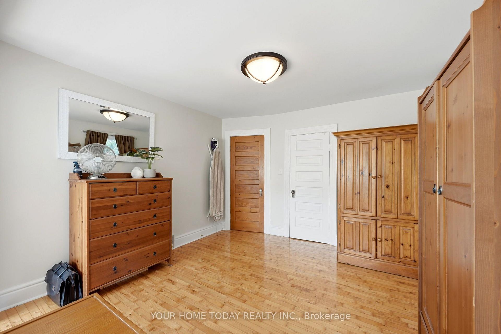 Photo 28 of 12 King Street, Halton Hills, Georgetown — HOMEH