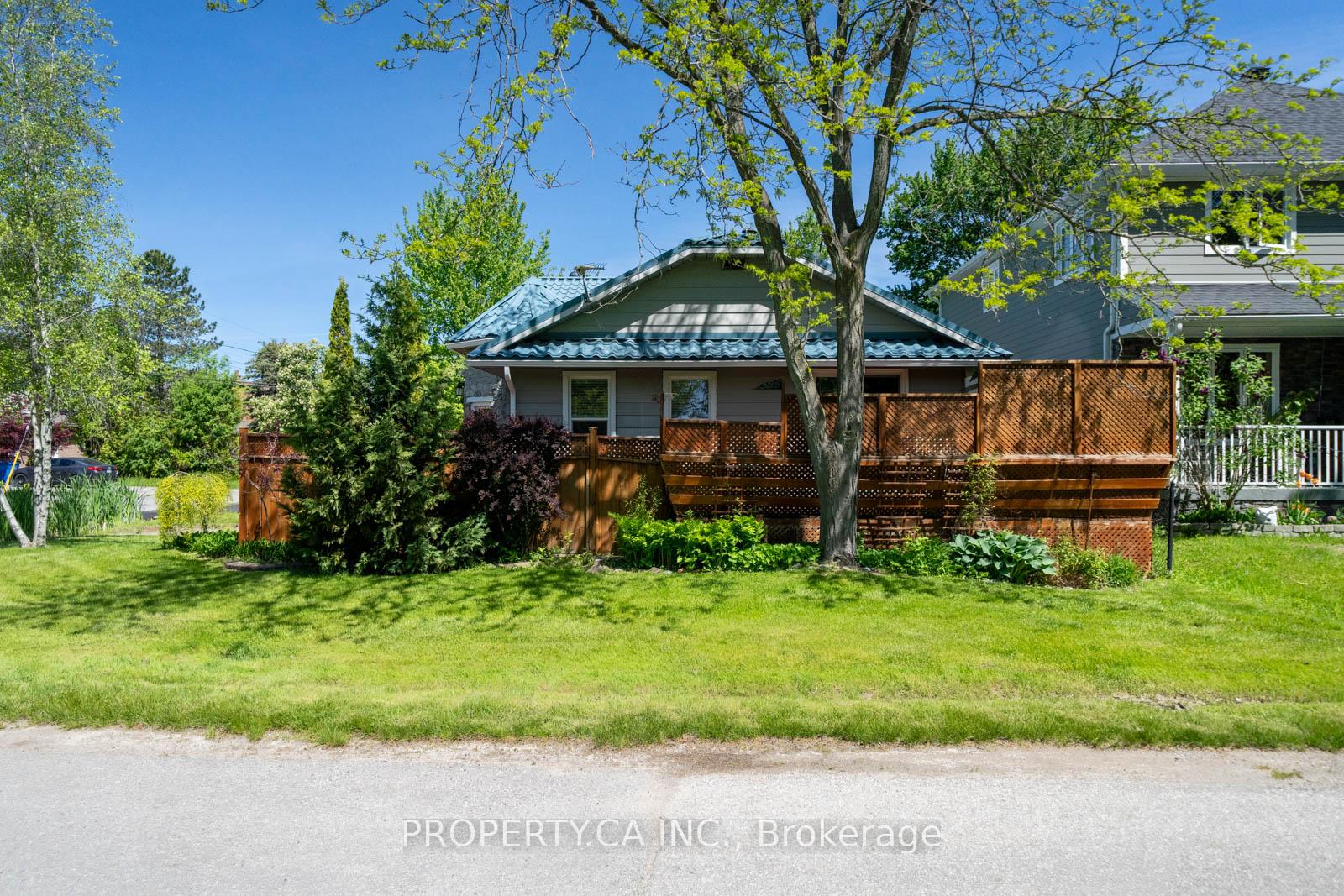 Photo 4 of 131 Cook's Bay Drive, Georgina, Keswick North — HOMEH