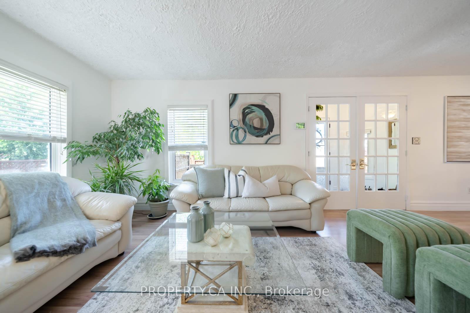 Photo 15 of 131 Cook's Bay Drive, Georgina, Keswick North — HOMEH
