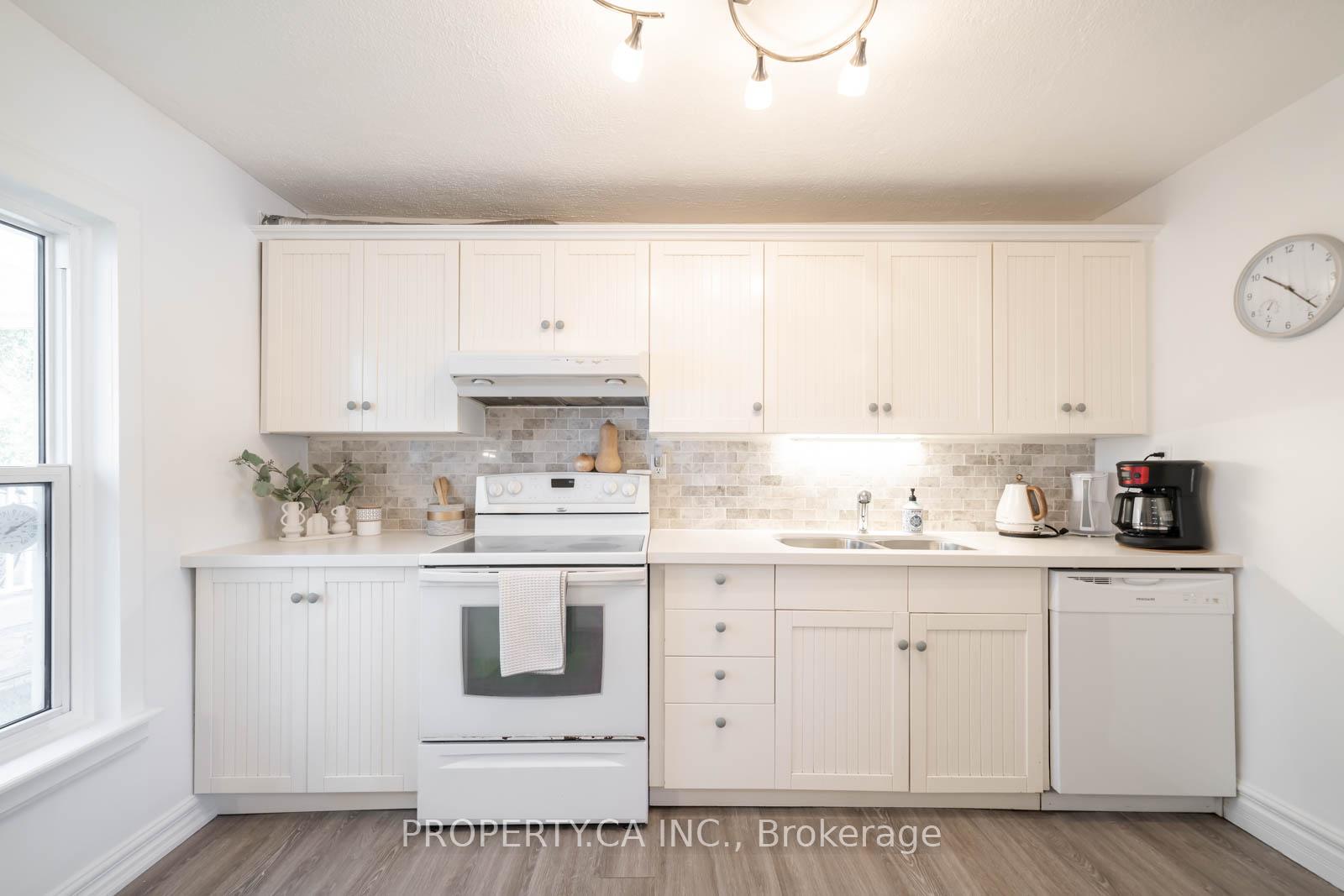 Photo 23 of 131 Cook's Bay Drive, Georgina, Keswick North — HOMEH