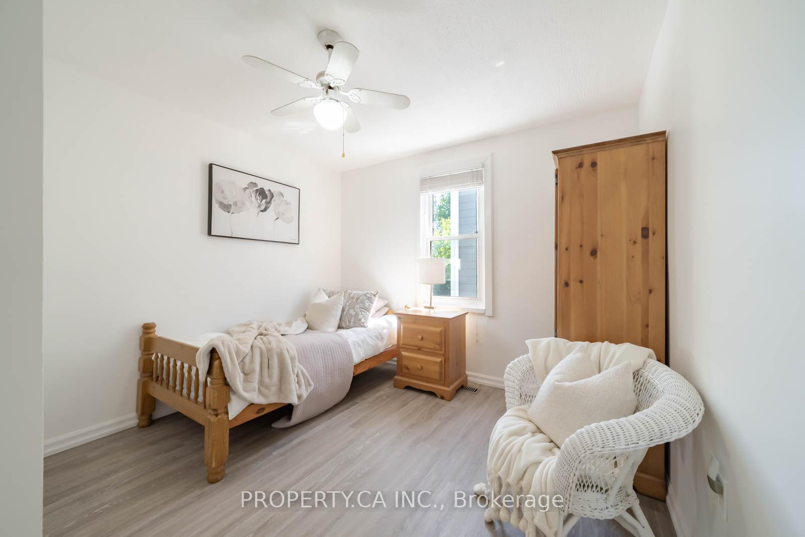 Photo 26 of 131 Cook's Bay Drive, Georgina, Keswick North — HOMEH