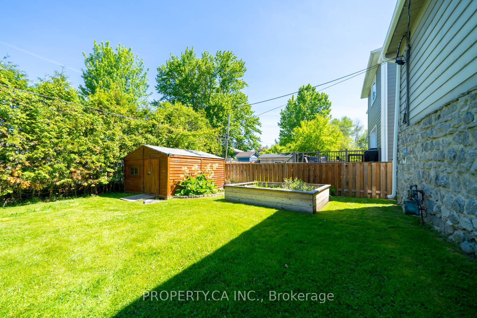 Photo 34 of 131 Cook's Bay Drive, Georgina, Keswick North — HOMEH