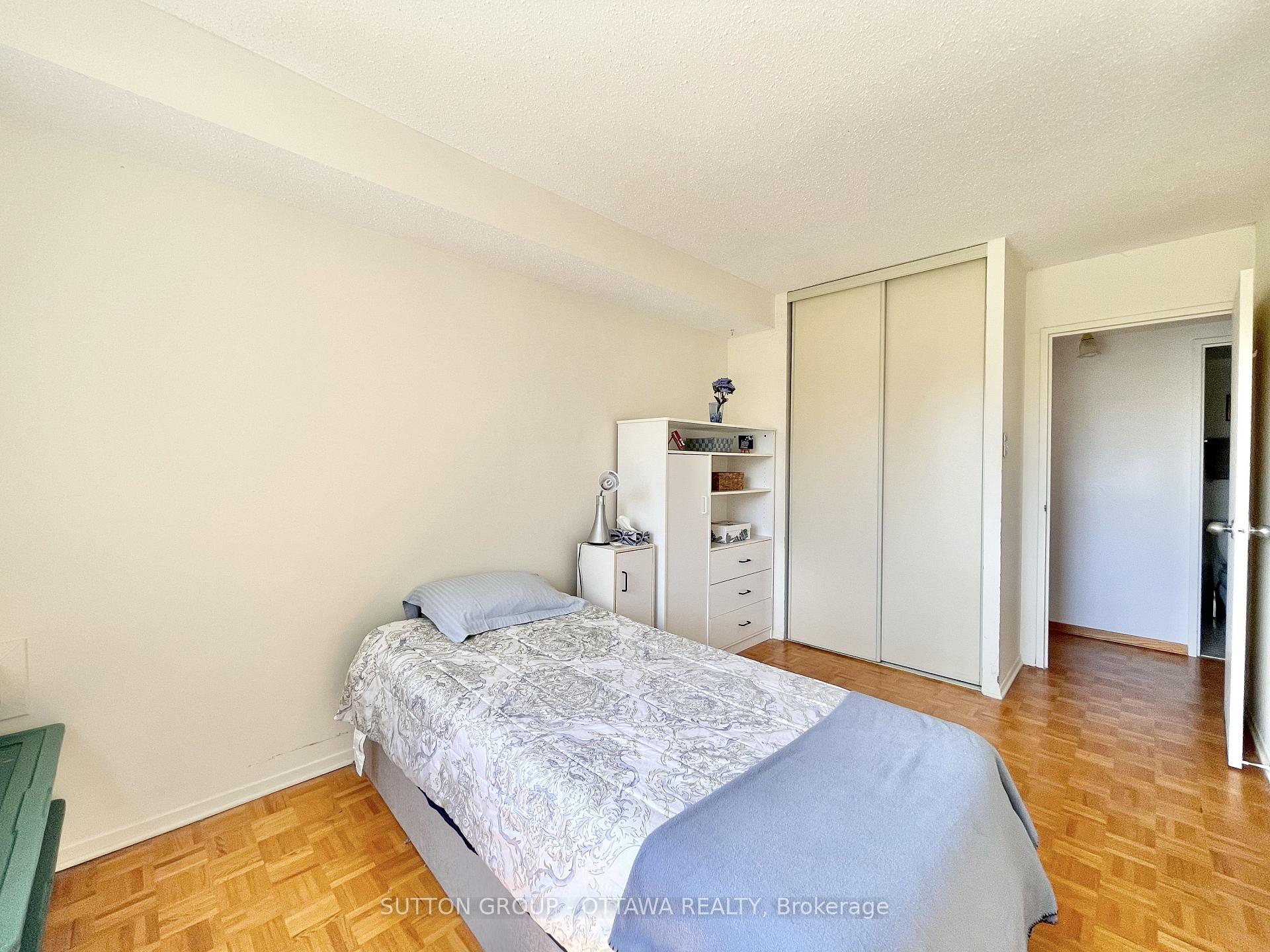 Photo 14 of Unit 810, 2871 Richmond Road, Ottawa, Britannia Heights — HOMEH