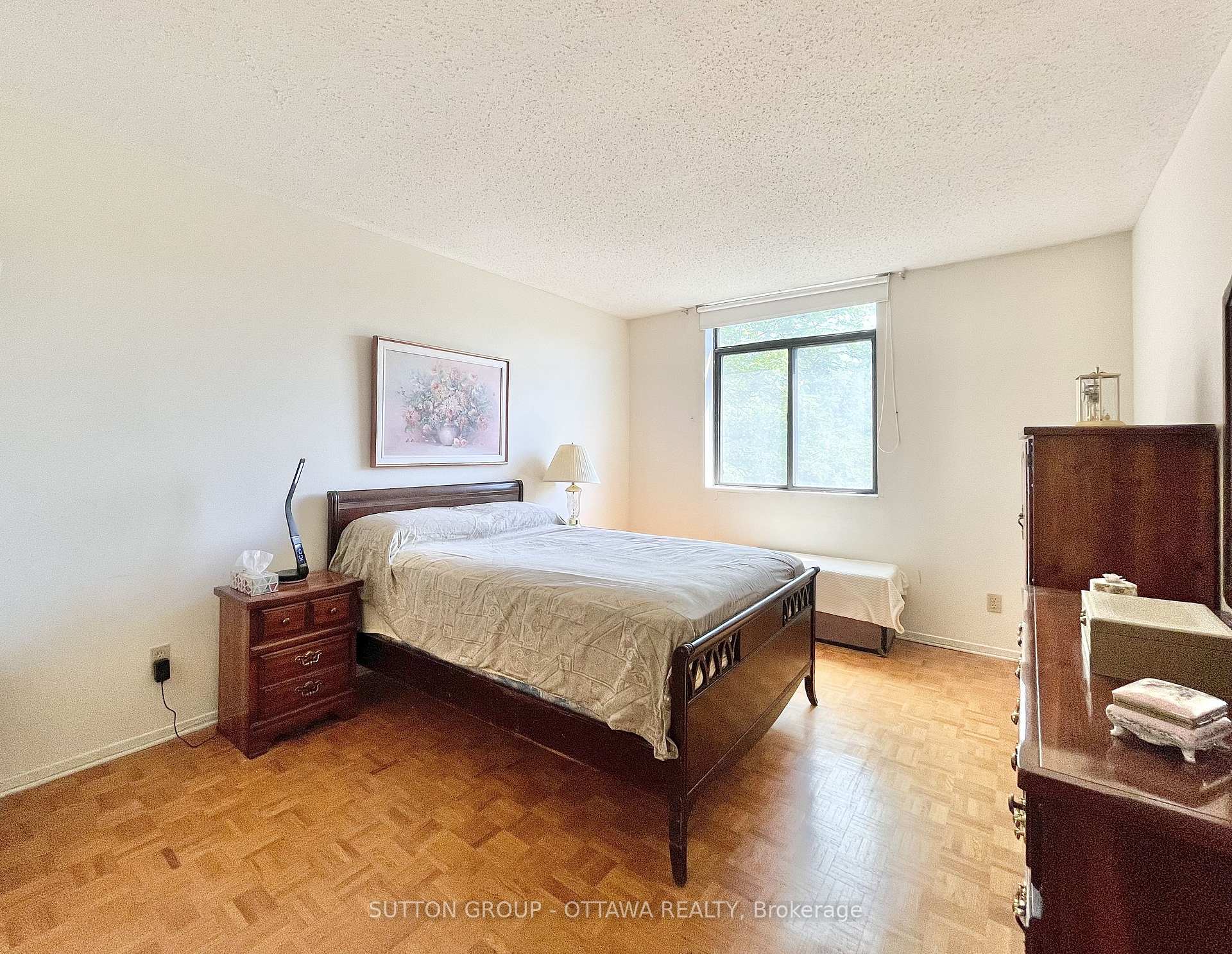 Photo 17 of Unit 810, 2871 Richmond Road, Ottawa, Britannia Heights — HOMEH