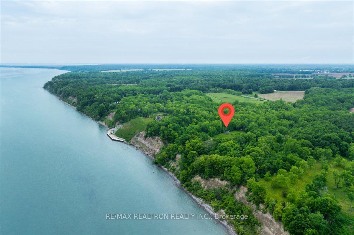 Photo of 2740 Front Road