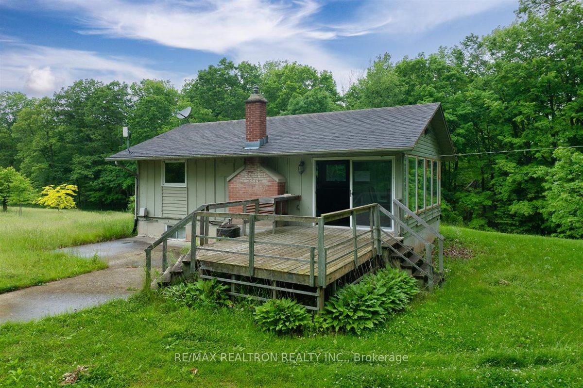 Photo 3 of 2740 Front Road, Norfolk, Rural Charlotteville — HOMEH