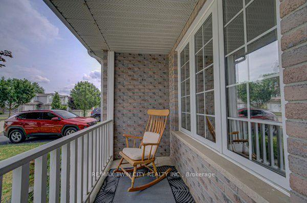 Photo 4 of 37 Wingfield Avenue, Stratford — HOMEH