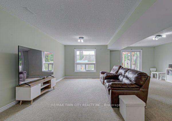 Photo 26 of 37 Wingfield Avenue, Stratford — HOMEH