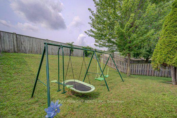 Photo 43 of 37 Wingfield Avenue, Stratford — HOMEH