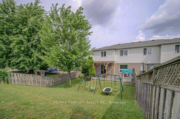 Photo 46 of 37 Wingfield Avenue, Stratford — HOMEH