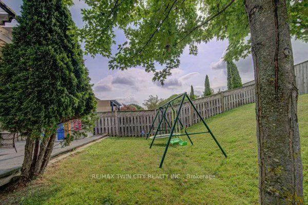 Photo 48 of 37 Wingfield Avenue, Stratford — HOMEH
