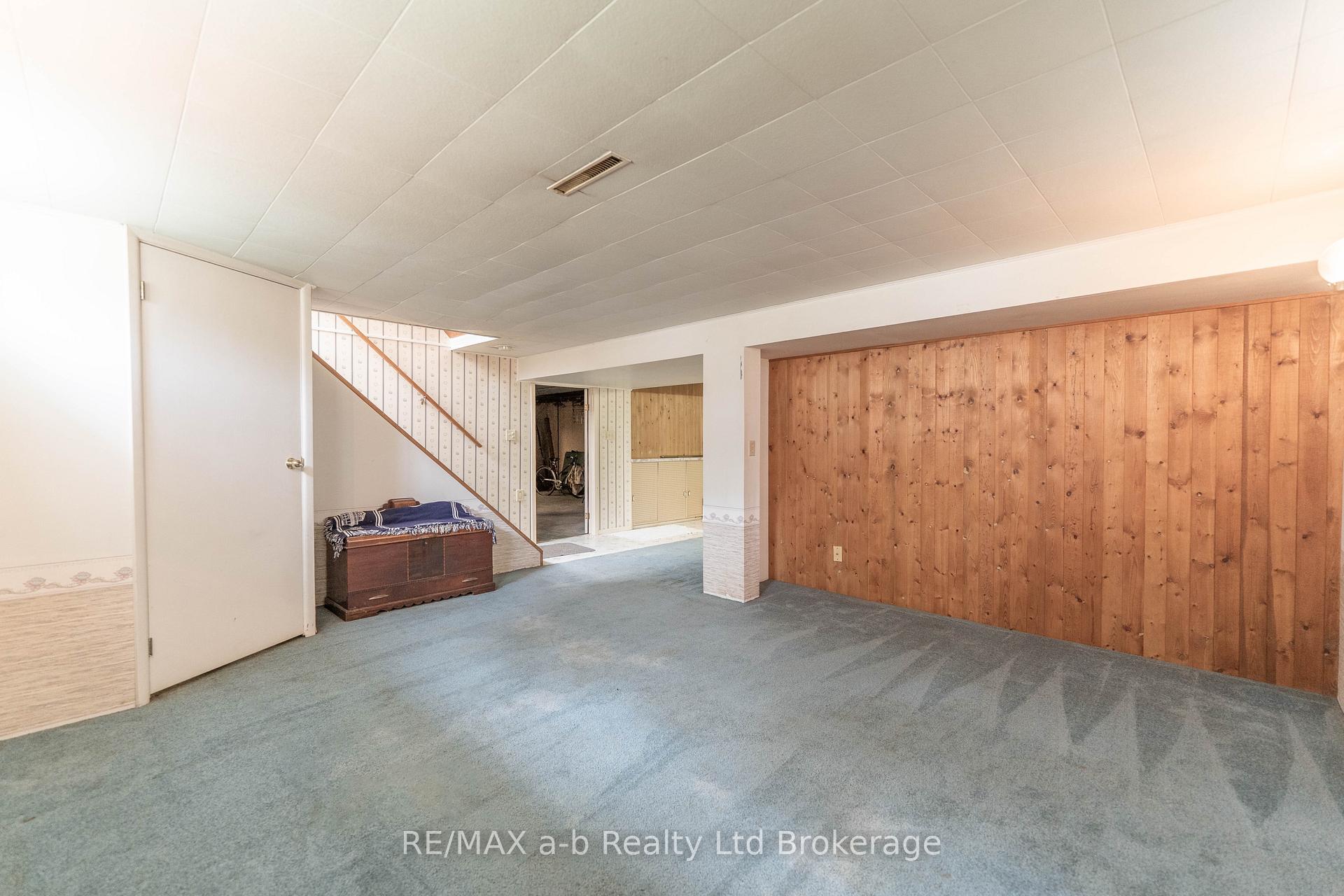 Photo 17 of 13 Parkside Drive, Tillsonburg — HOMEH