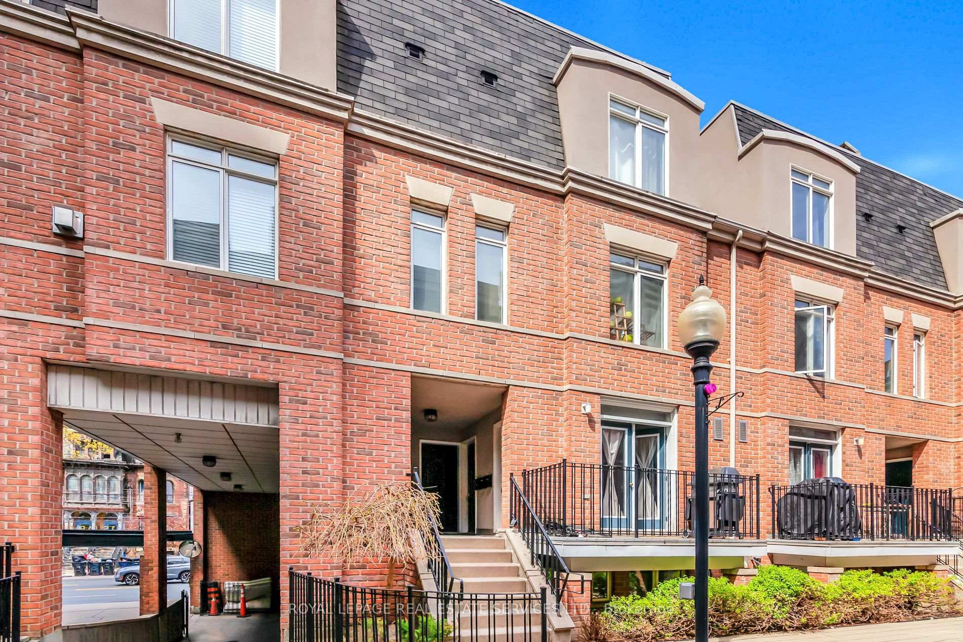 Photo 2 of Unit 309, 415 Jarvis Street, Toronto, Cabbagetown-South St. James Town — HOMEH