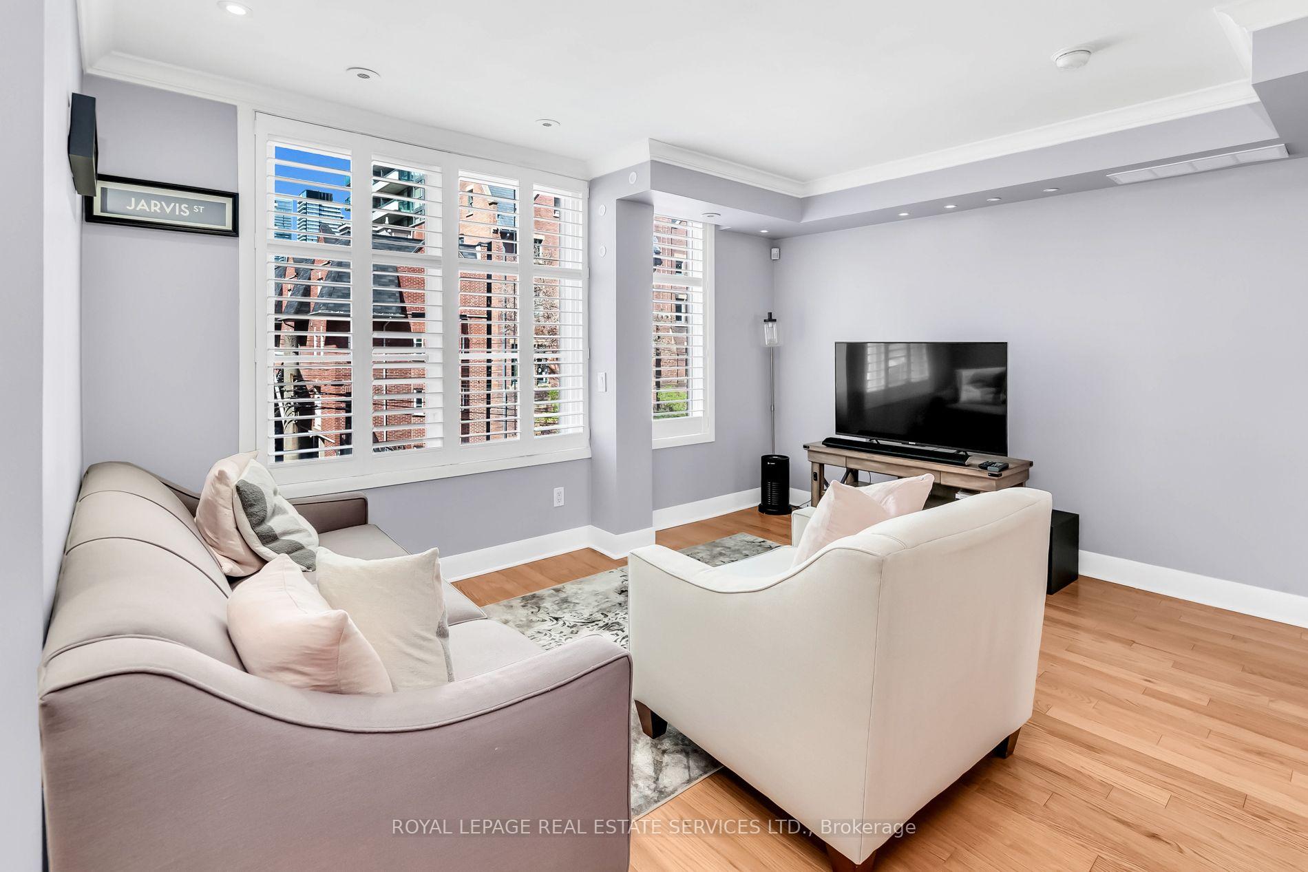 Photo 8 of Unit 309, 415 Jarvis Street, Toronto, Cabbagetown-South St. James Town — HOMEH