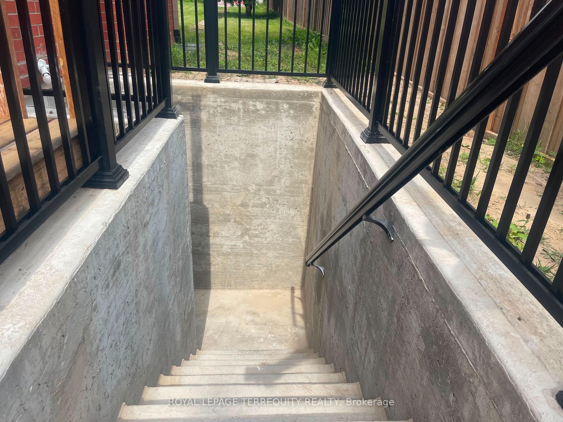Photo 10 of 138 Cranston Avenue, Cambridge, Greenway-Chaplin — HOMEH