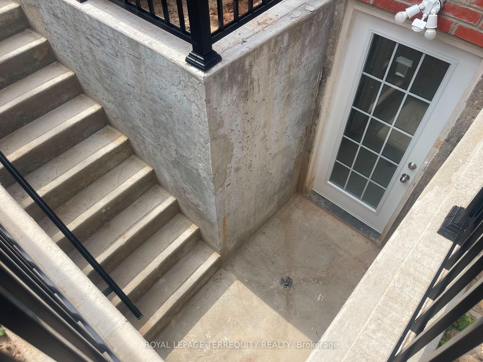 Photo 11 of 138 Cranston Avenue, Cambridge, Greenway-Chaplin — HOMEH
