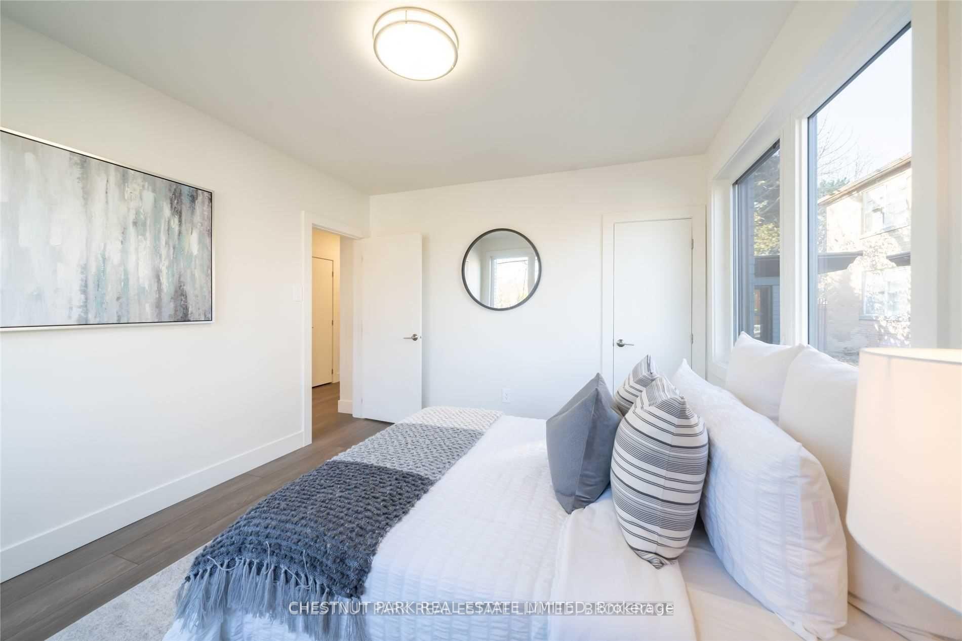 Photo 11 of Unit 4, 1442 Avenue Road, Toronto, Englemount-Lawrence — HOMEH