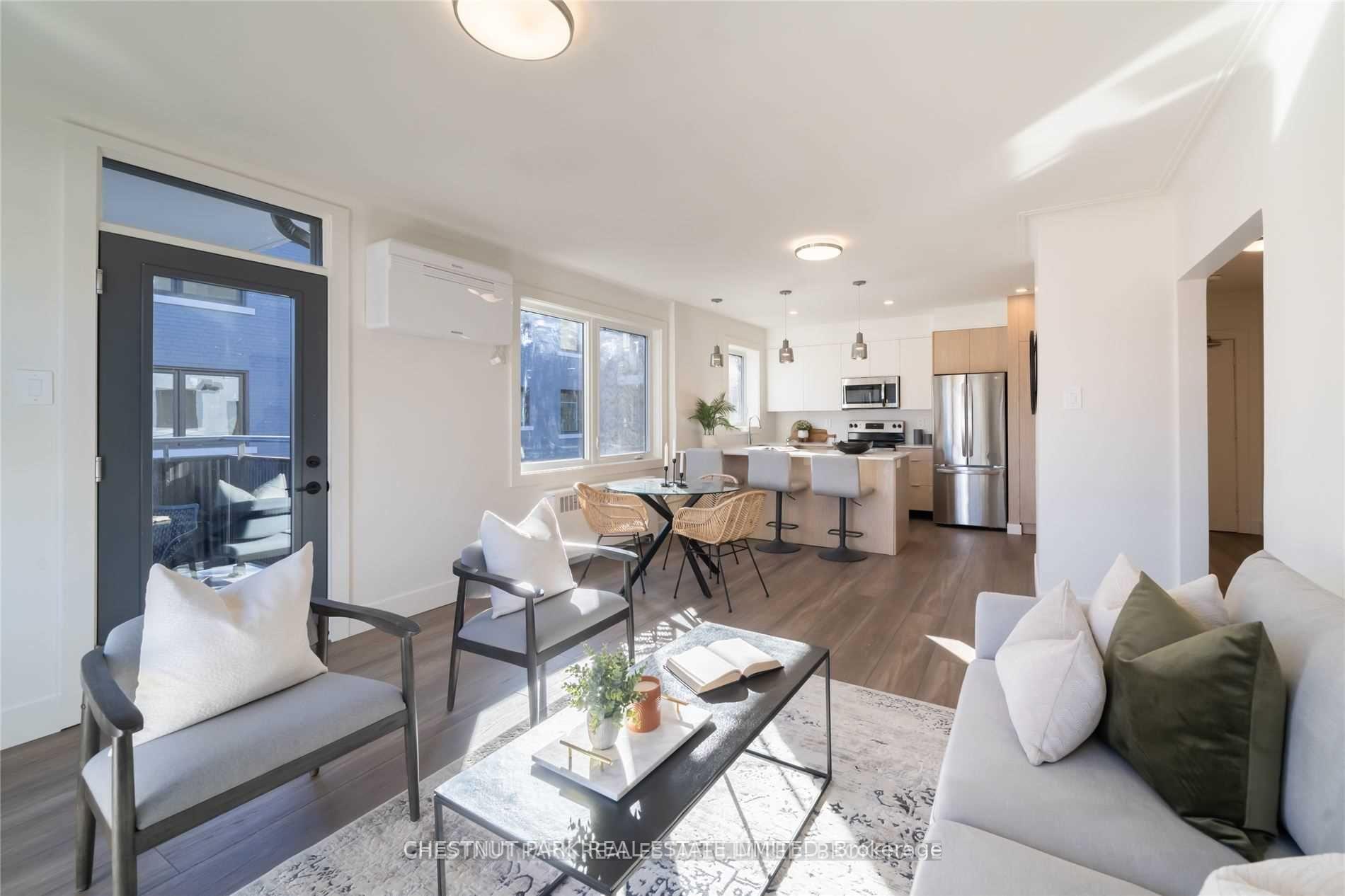 Photo 18 of Unit 4, 1442 Avenue Road, Toronto, Englemount-Lawrence — HOMEH