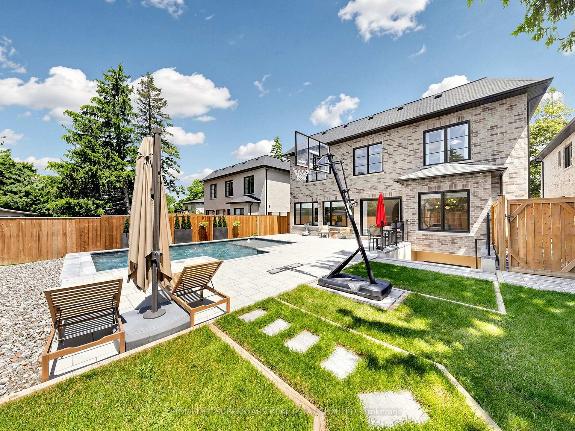 Photo 43 of 530 Rougemount Drive, Pickering, Rosebank — HOMEH