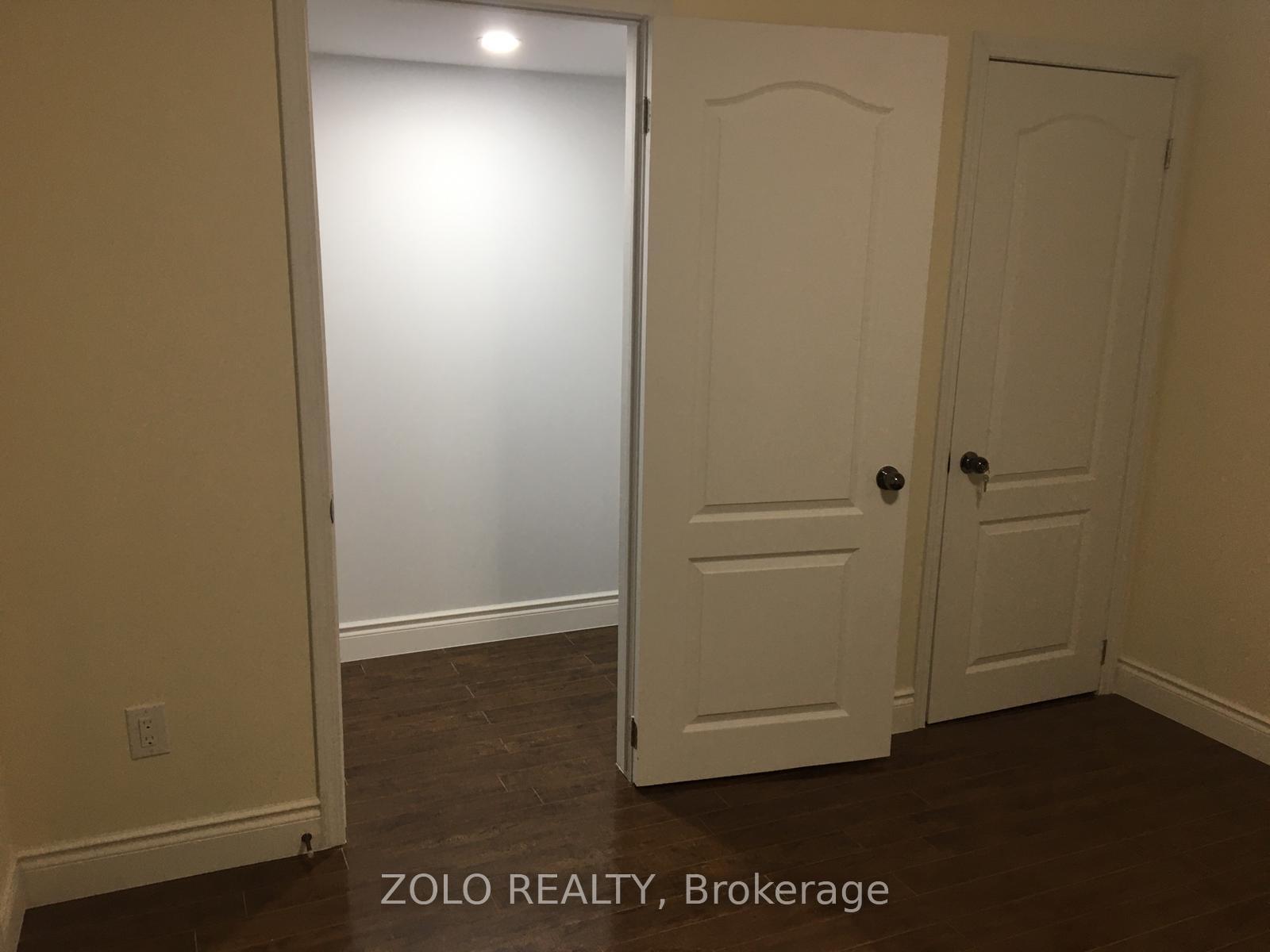 Photo 14 of 33 Hoxton Road, Brampton, Northwest Brampton — HOMEH