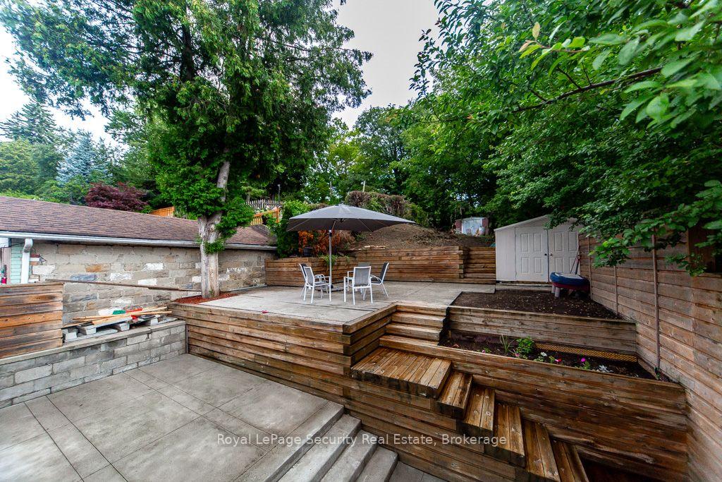Photo 11 of 569 McRoberts Avenue, Toronto, Caledonia-Fairbank — HOMEH
