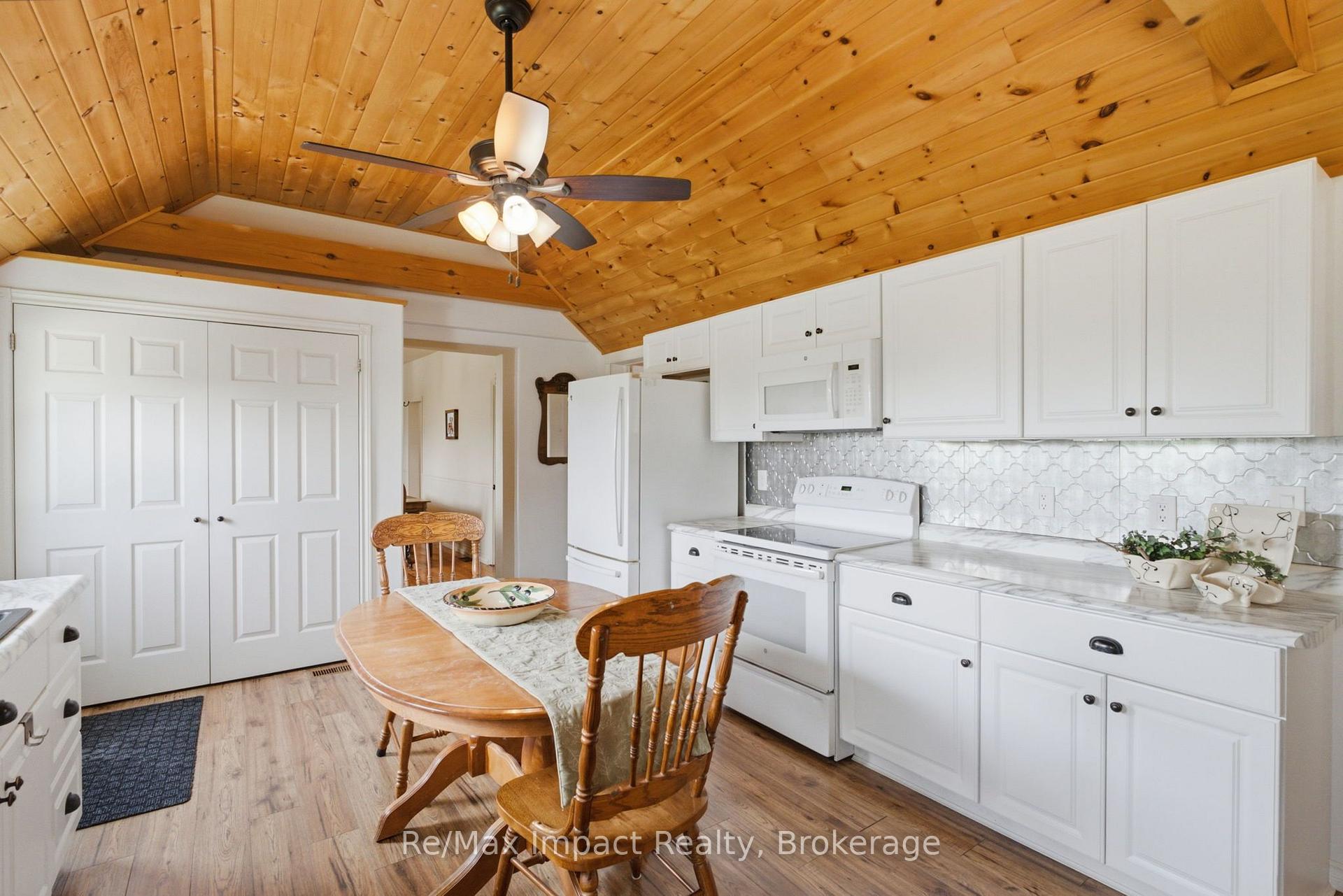 Photo 14 of 728 Larmer Line, Cavan Monaghan, Cavan Twp — HOMEH