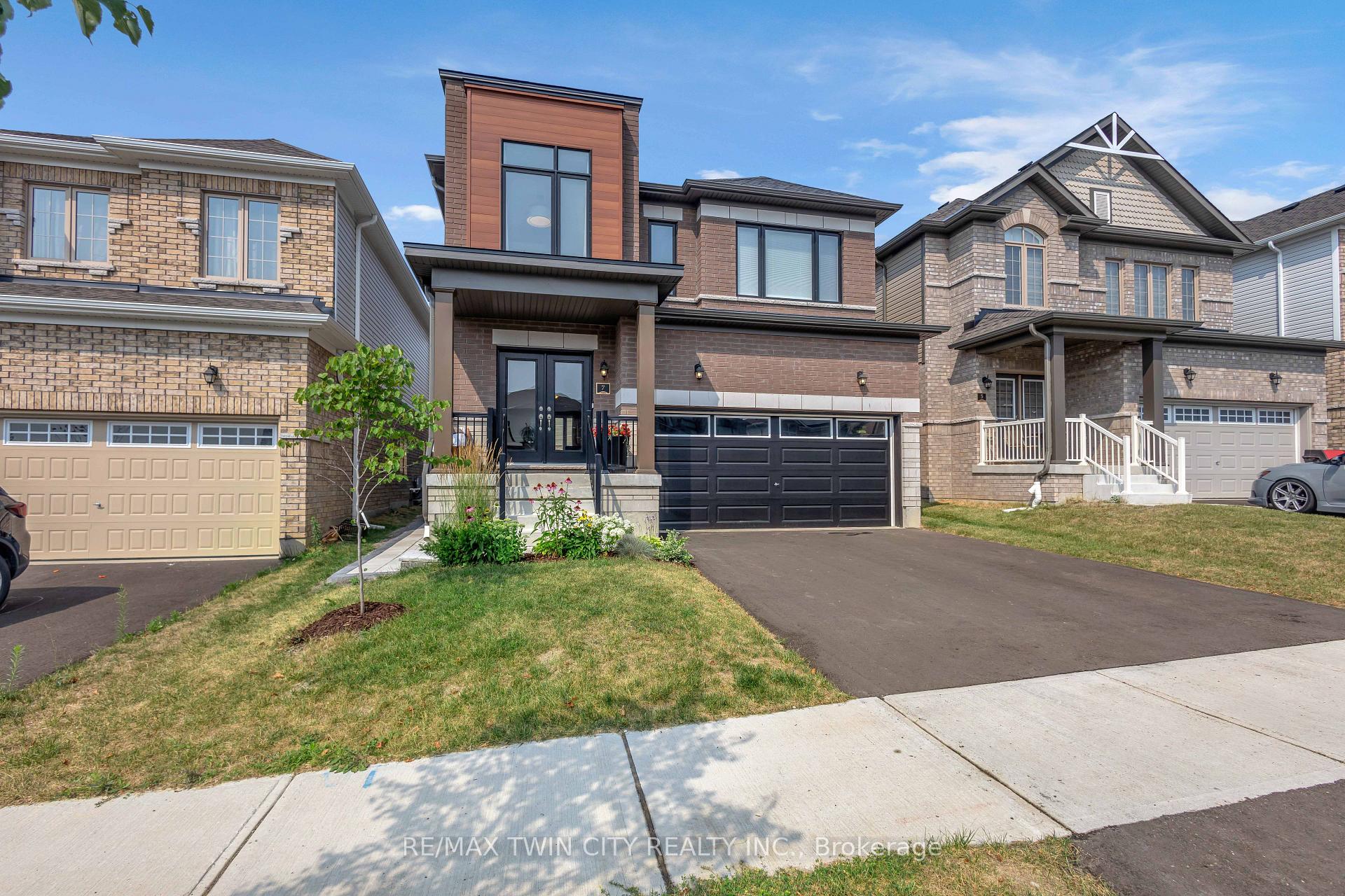 Photo 3 of 7 Mears Road, Brant, Paris — HOMEH