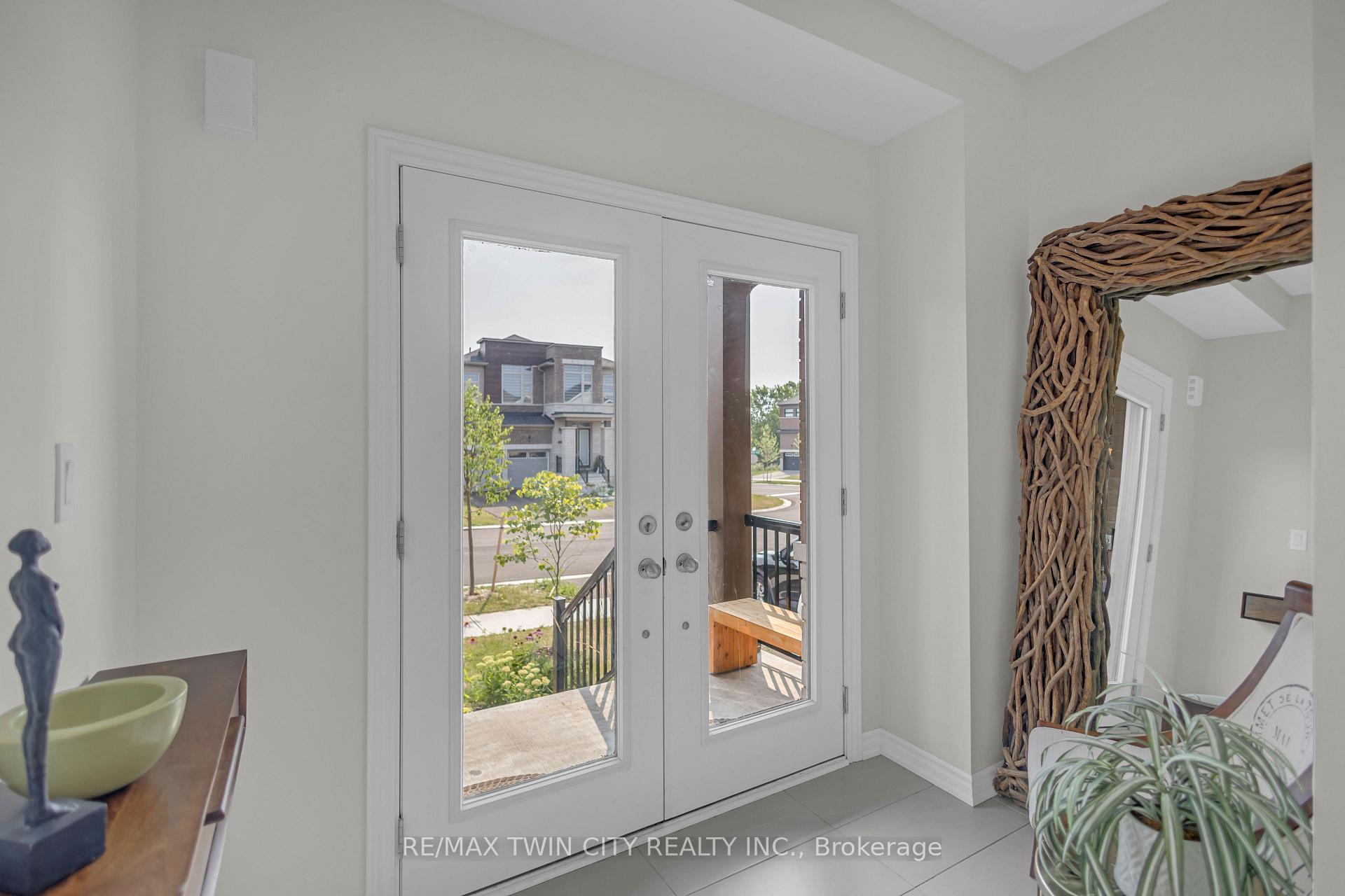Photo 6 of 7 Mears Road, Brant, Paris — HOMEH