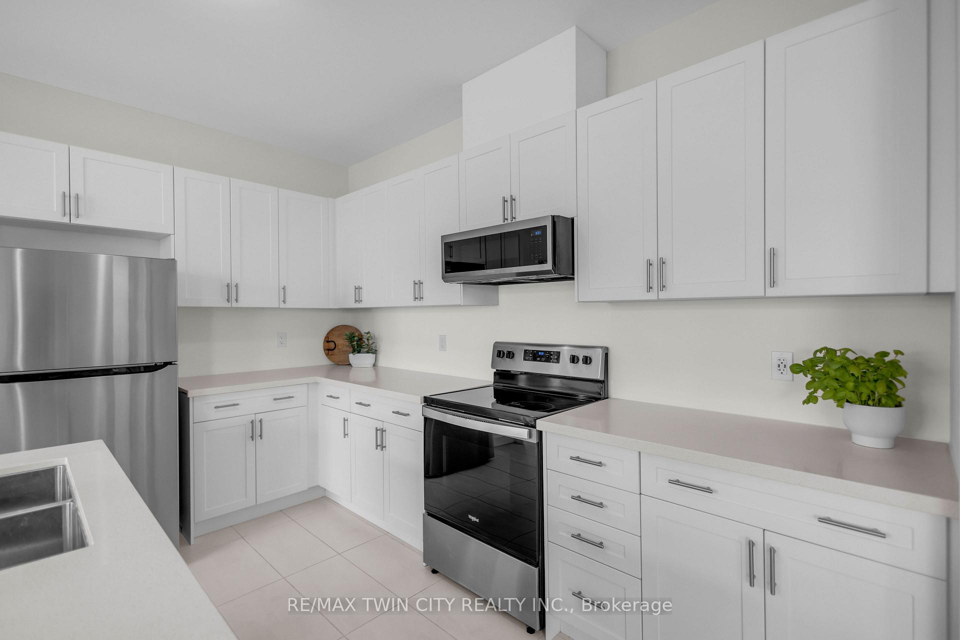Photo 18 of 7 Mears Road, Brant, Paris — HOMEH