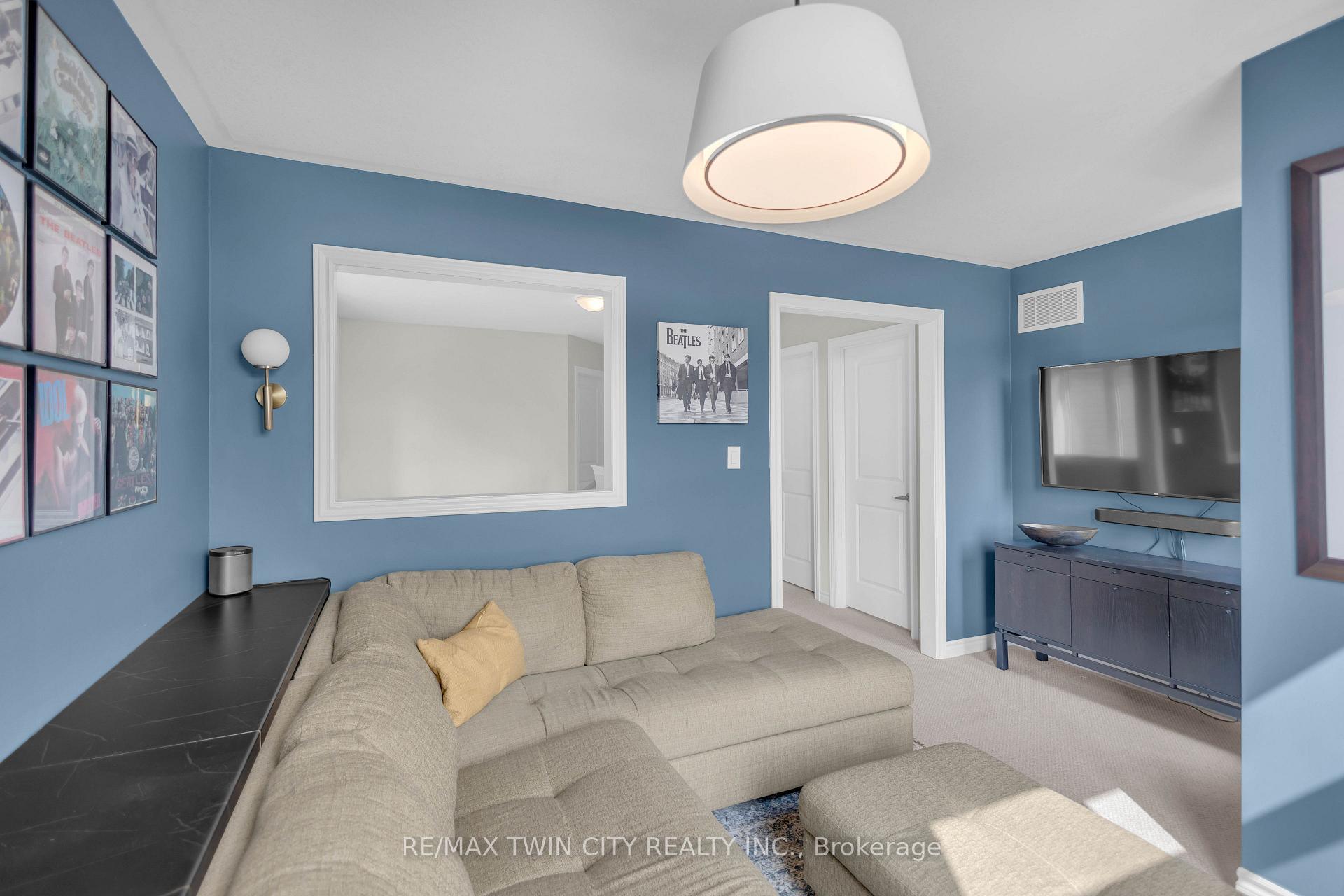 Photo 35 of 7 Mears Road, Brant, Paris — HOMEH