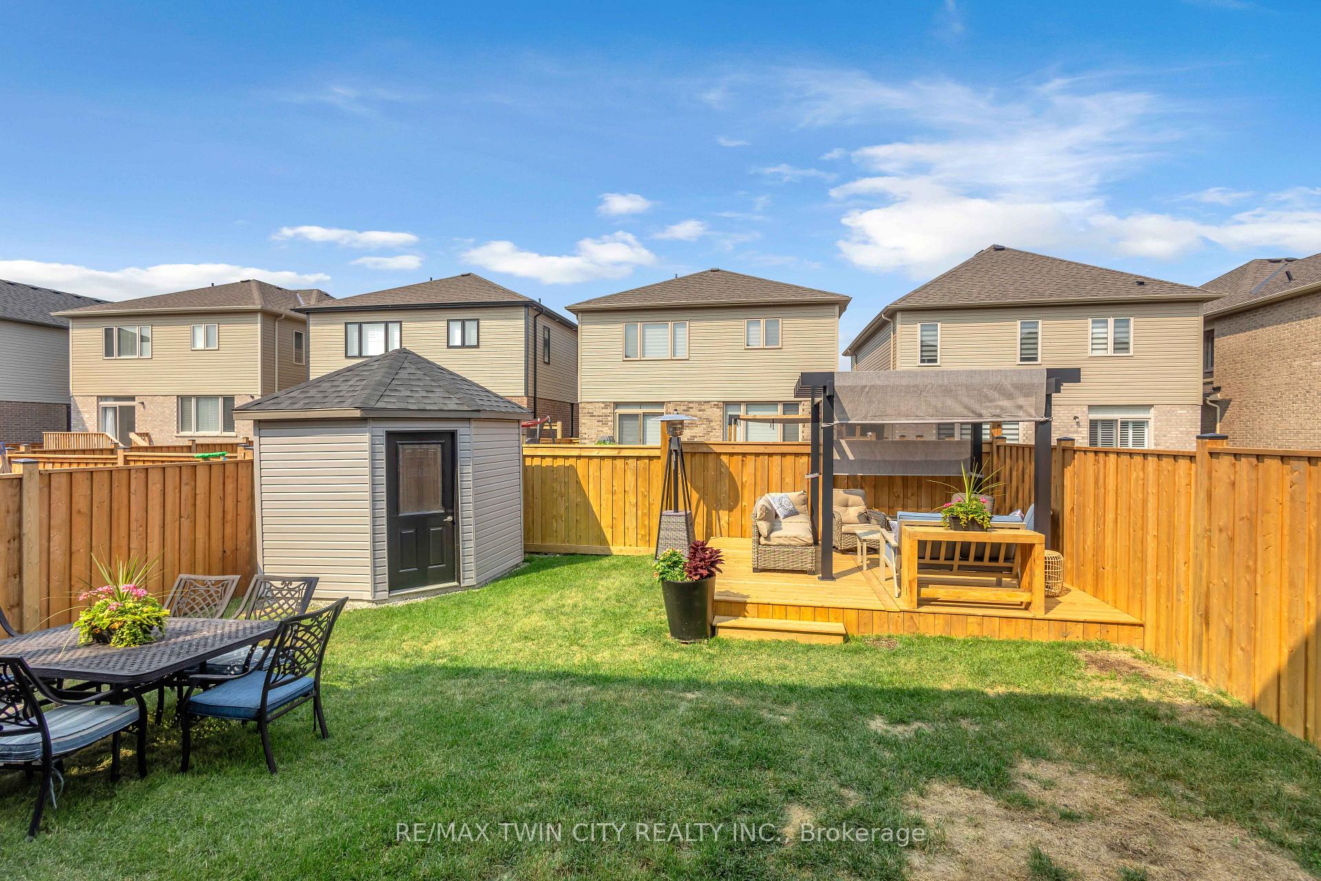 Photo 36 of 7 Mears Road, Brant, Paris — HOMEH
