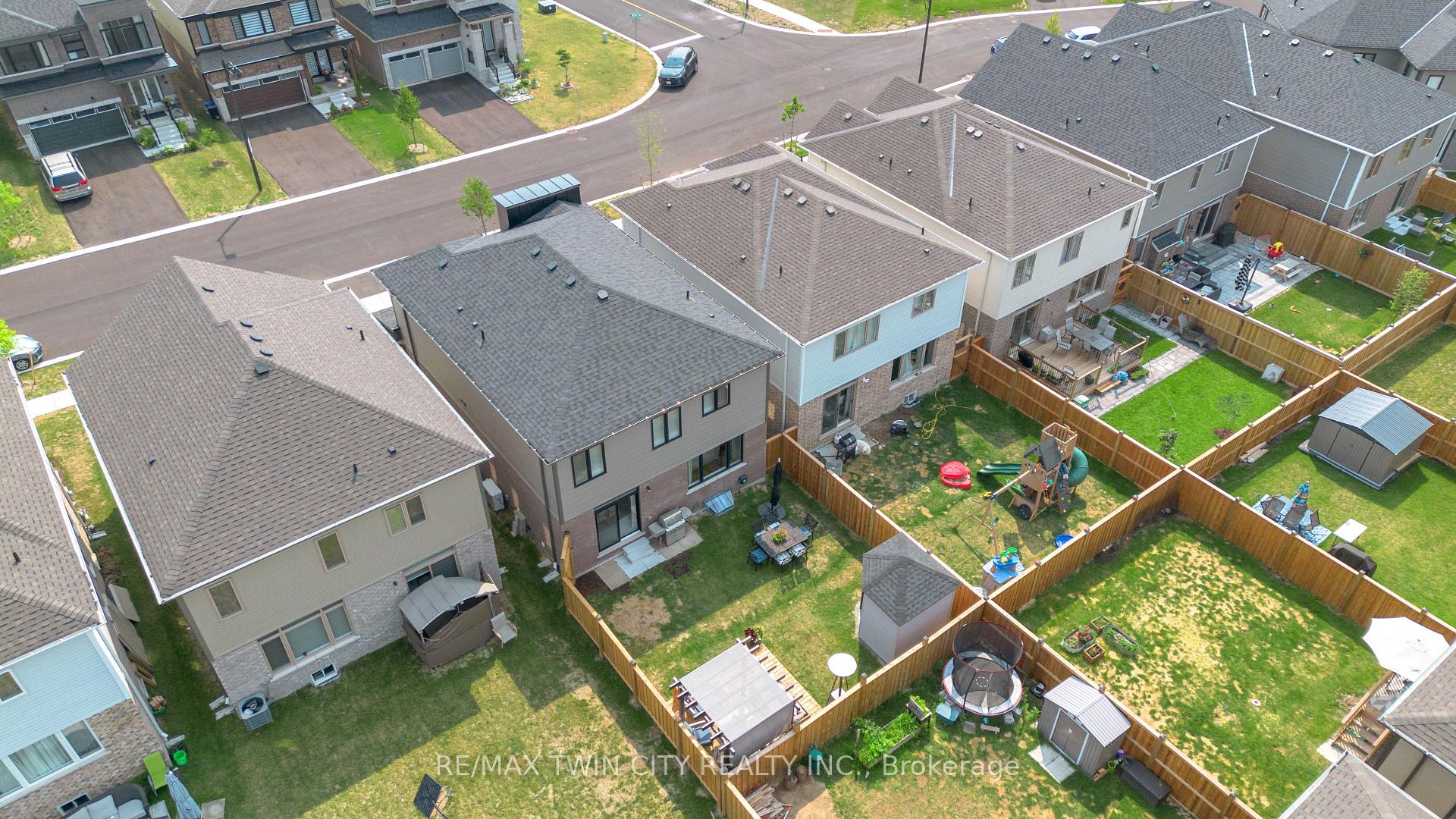 Photo 44 of 7 Mears Road, Brant, Paris — HOMEH