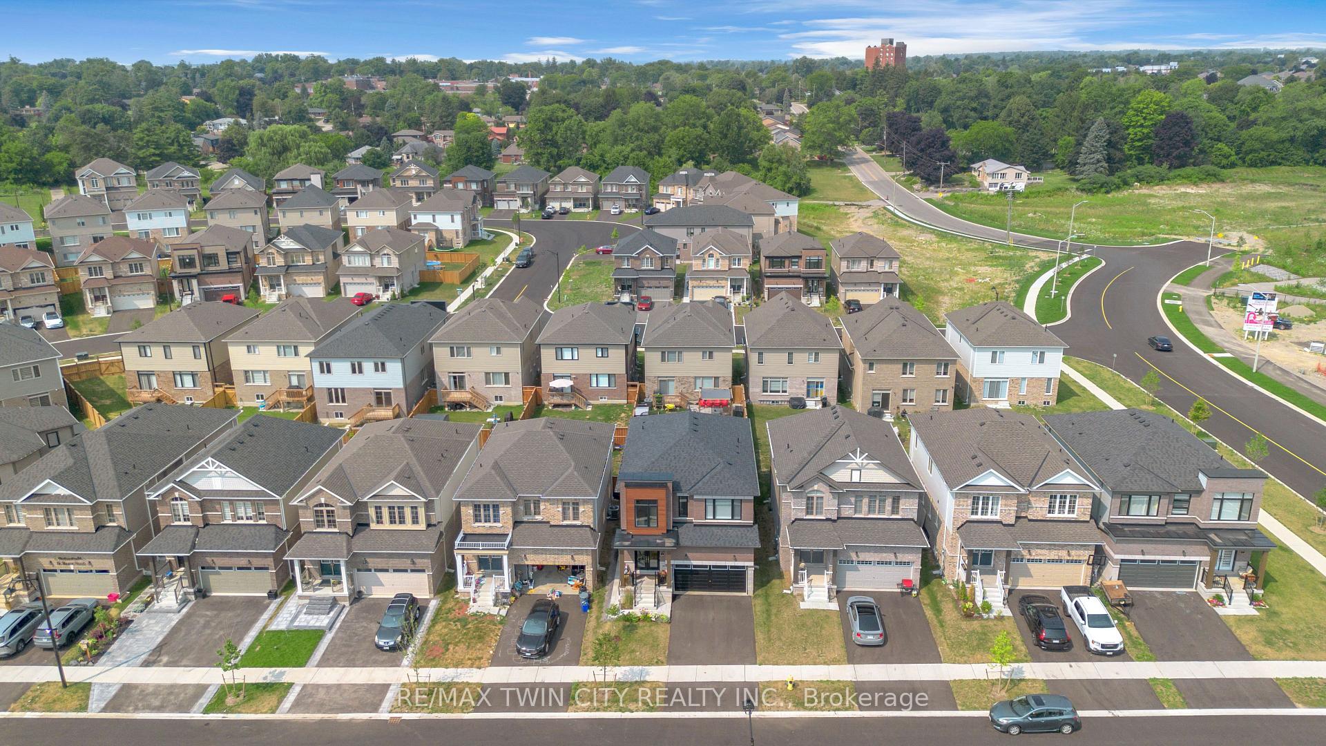 Photo 46 of 7 Mears Road, Brant, Paris — HOMEH