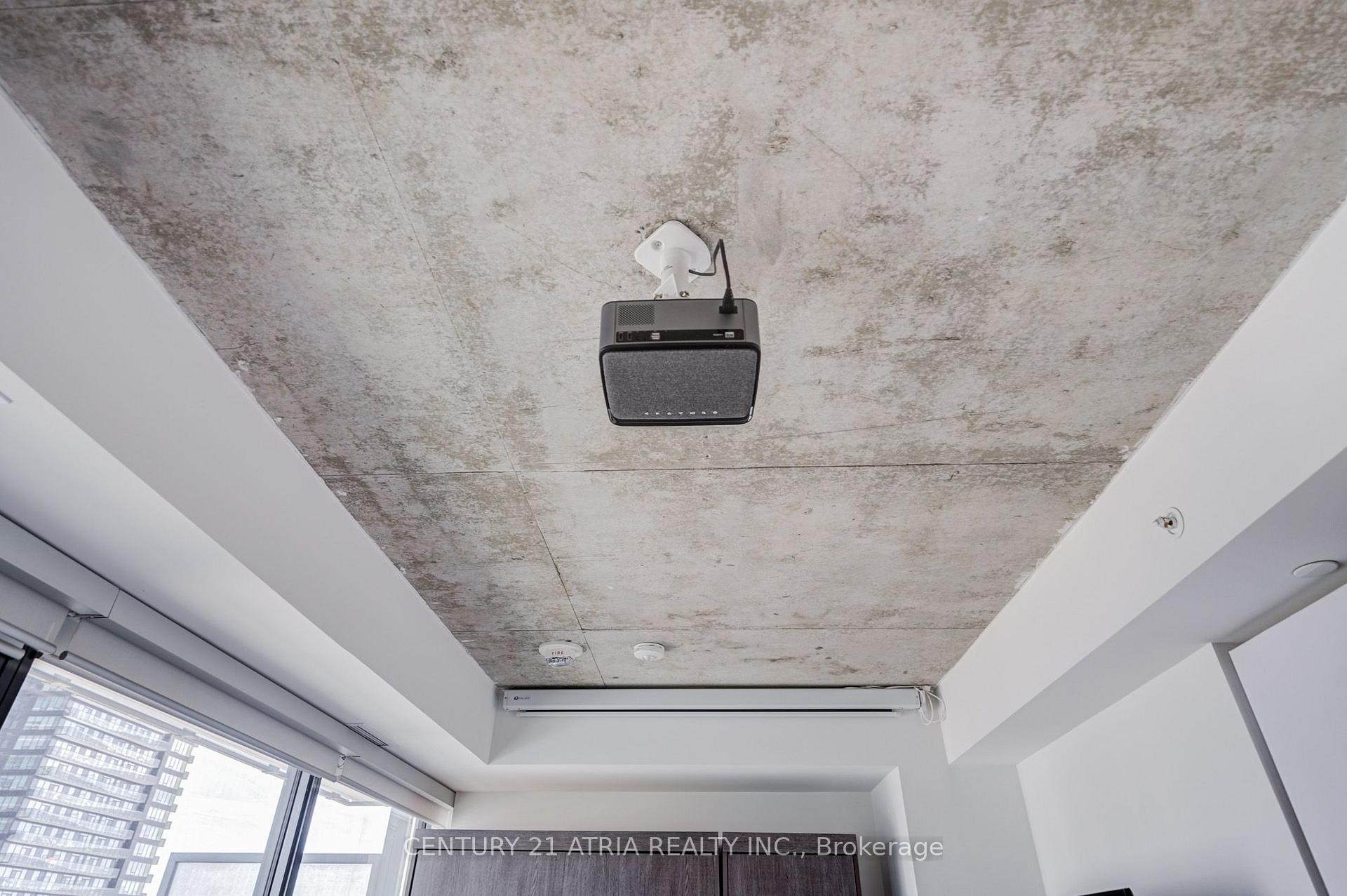 Photo 8 of Unit 1804, 161 Roehampton Avenue, Toronto, Mount Pleasant West — HOMEH