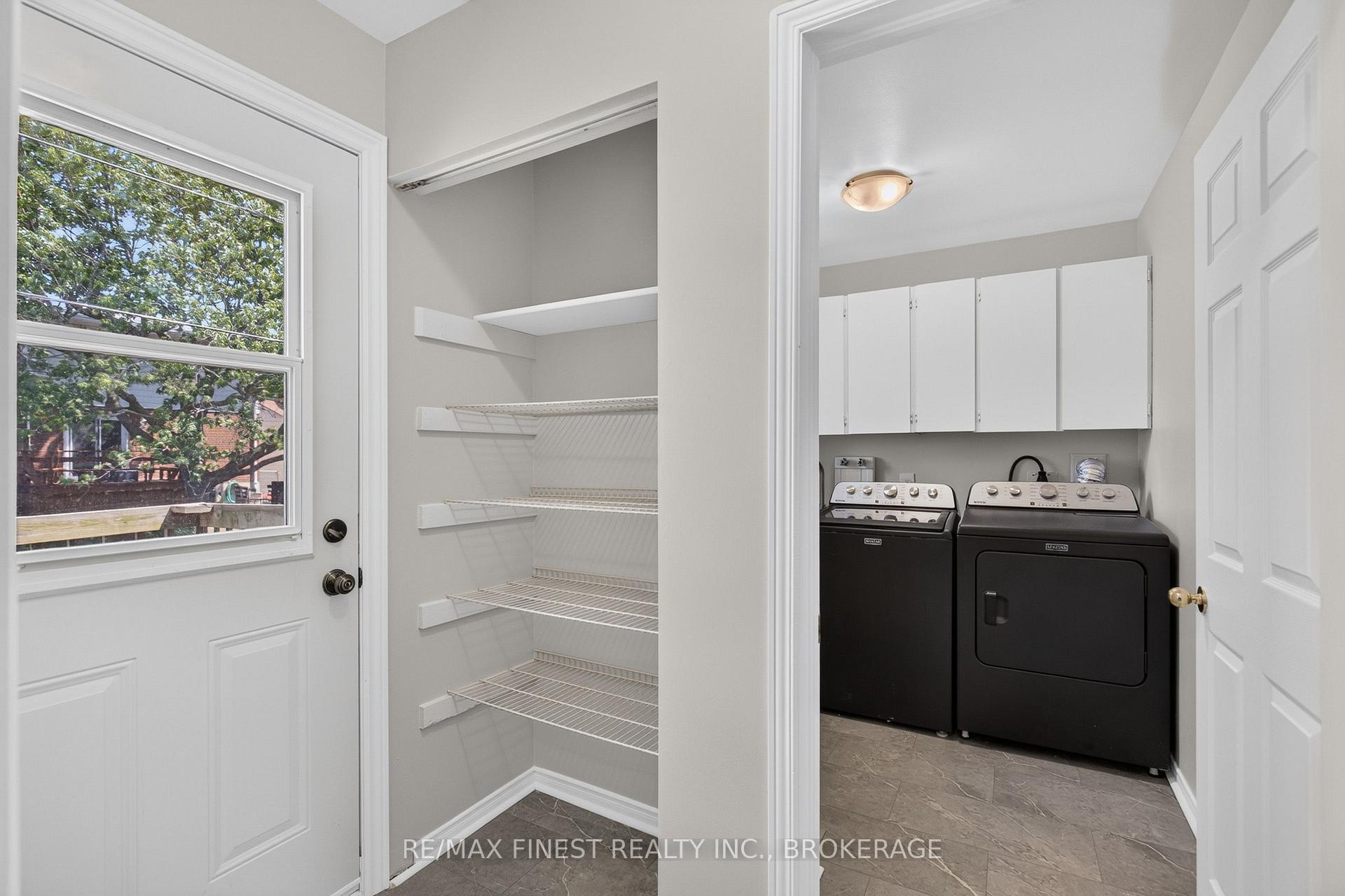 Photo 16 of 881 Ludgate Crescent, Kingston, South of Taylor-Kidd Blvd — HOMEH