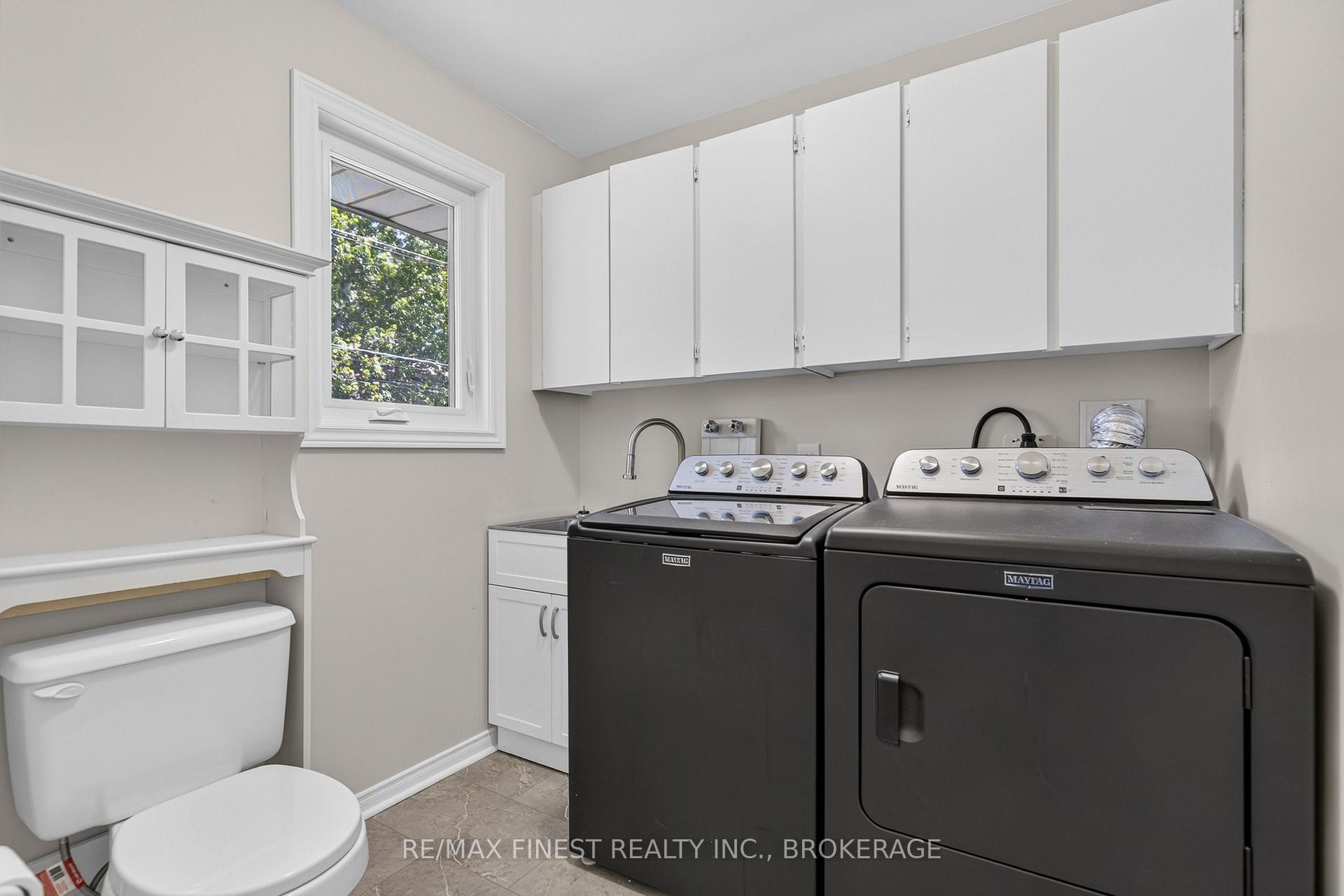 Photo 17 of 881 Ludgate Crescent, Kingston, South of Taylor-Kidd Blvd — HOMEH
