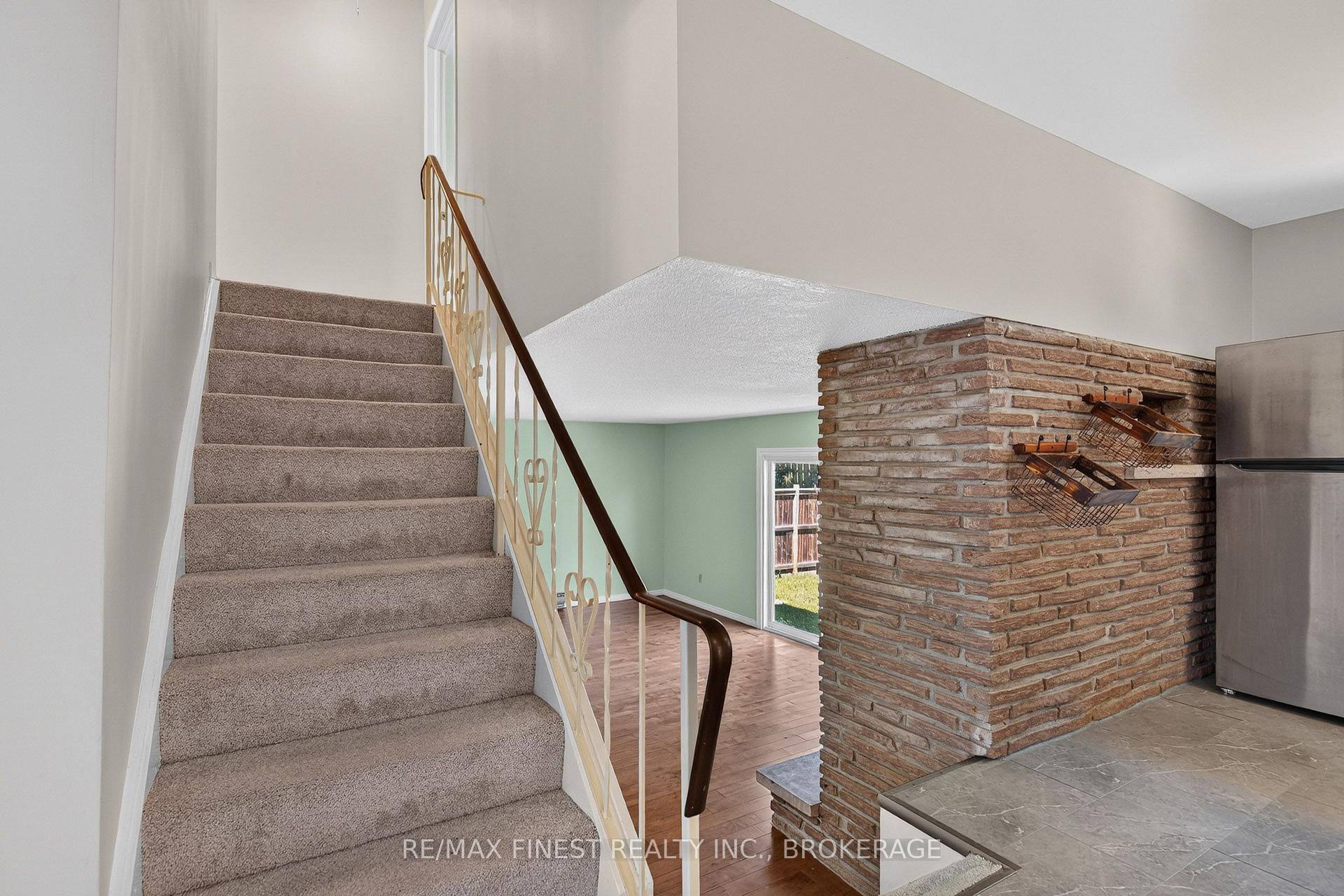 Photo 26 of 881 Ludgate Crescent, Kingston, South of Taylor-Kidd Blvd — HOMEH