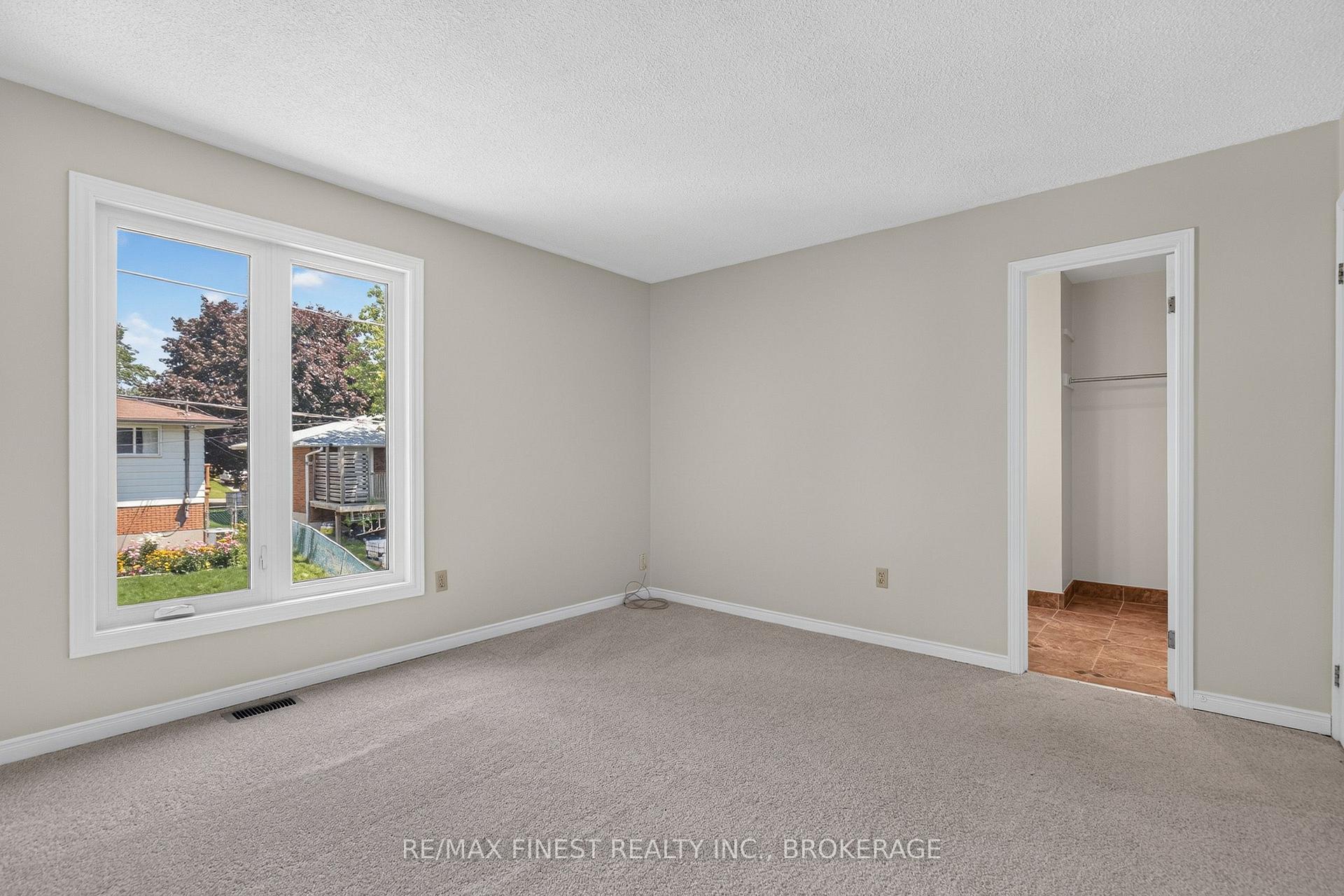Photo 28 of 881 Ludgate Crescent, Kingston, South of Taylor-Kidd Blvd — HOMEH