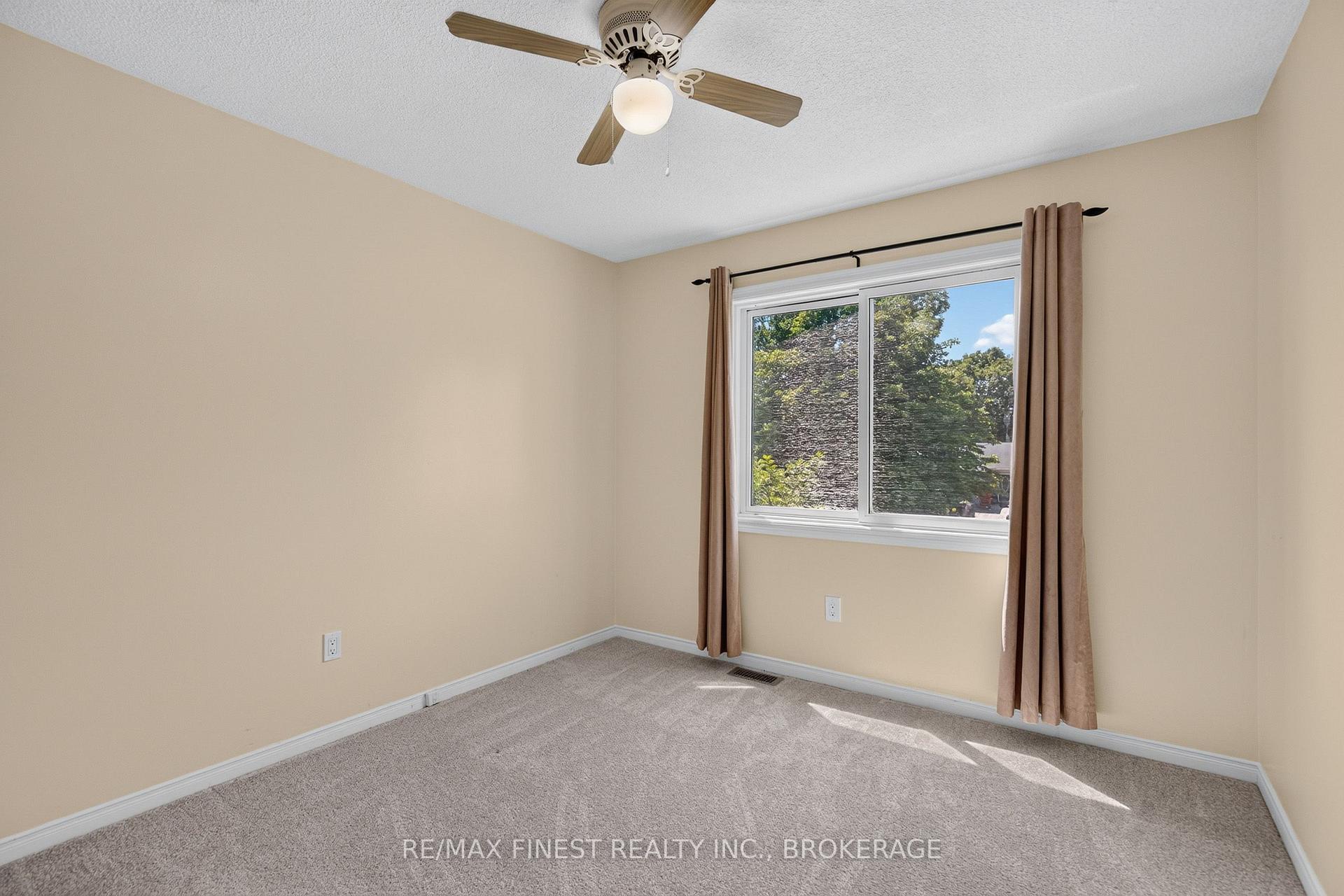 Photo 34 of 881 Ludgate Crescent, Kingston, South of Taylor-Kidd Blvd — HOMEH