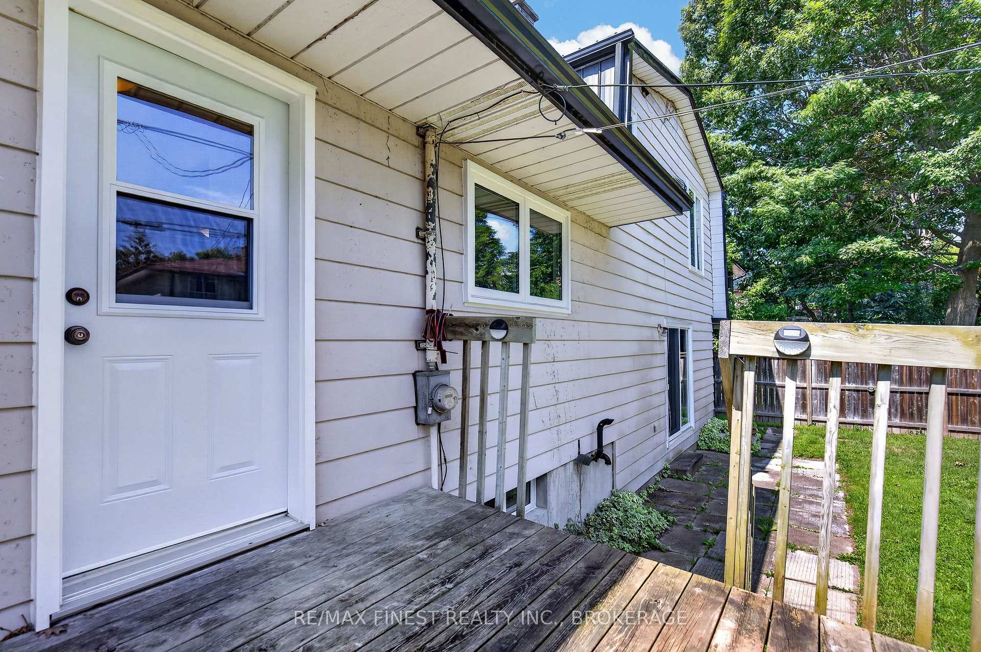 Photo 45 of 881 Ludgate Crescent, Kingston, South of Taylor-Kidd Blvd — HOMEH