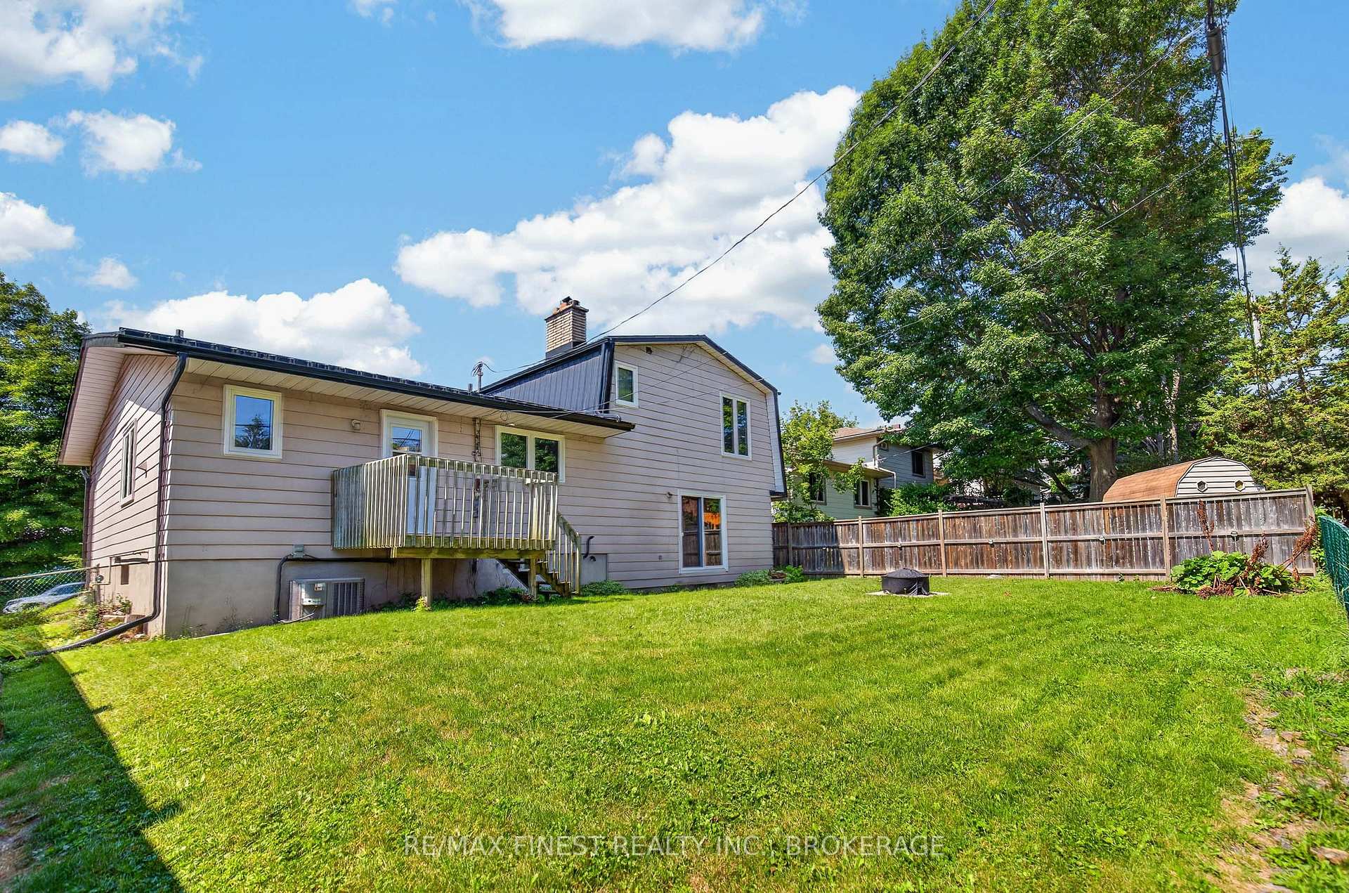 Photo 48 of 881 Ludgate Crescent, Kingston, South of Taylor-Kidd Blvd — HOMEH