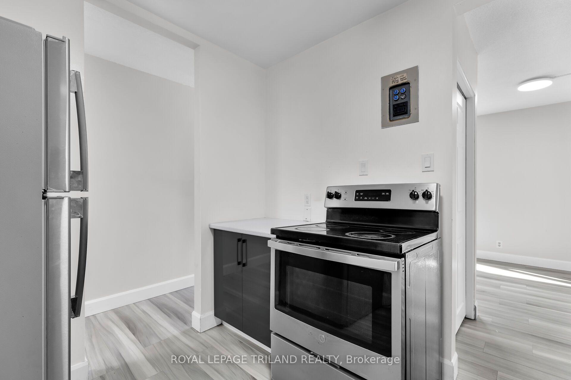 Photo 6 of Unit 2, 1566 Allen Place, London, East H — HOMEH