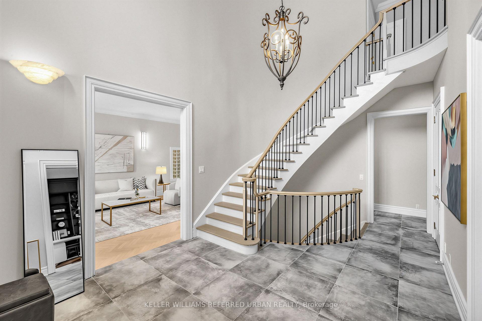 Photo 2 of 48 Johnson Street, Markham, Thornhill — HOMEH