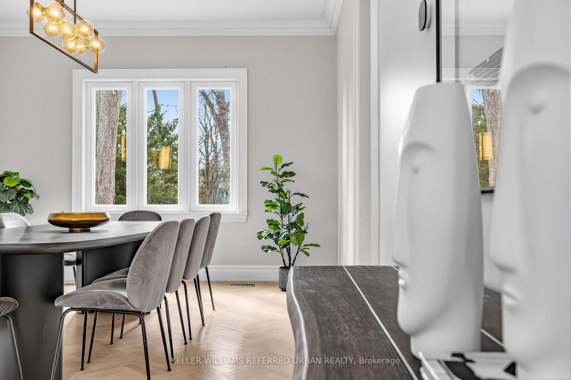 Photo 6 of 48 Johnson Street, Markham, Thornhill — HOMEH