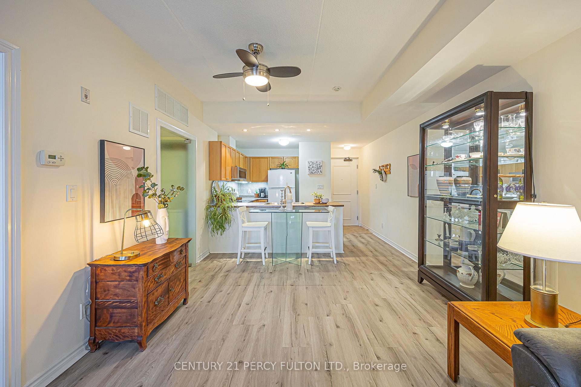 Photo 7 of Unit 211, 220 Main Street N, Uxbridge — HOMEH